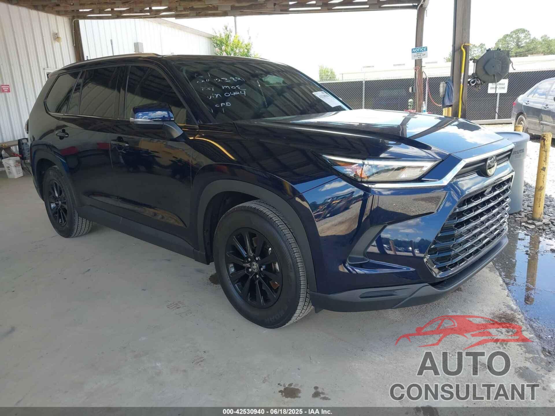 TOYOTA GRAND HIGHLANDER 2024 - 5TDAAAA51RS000424