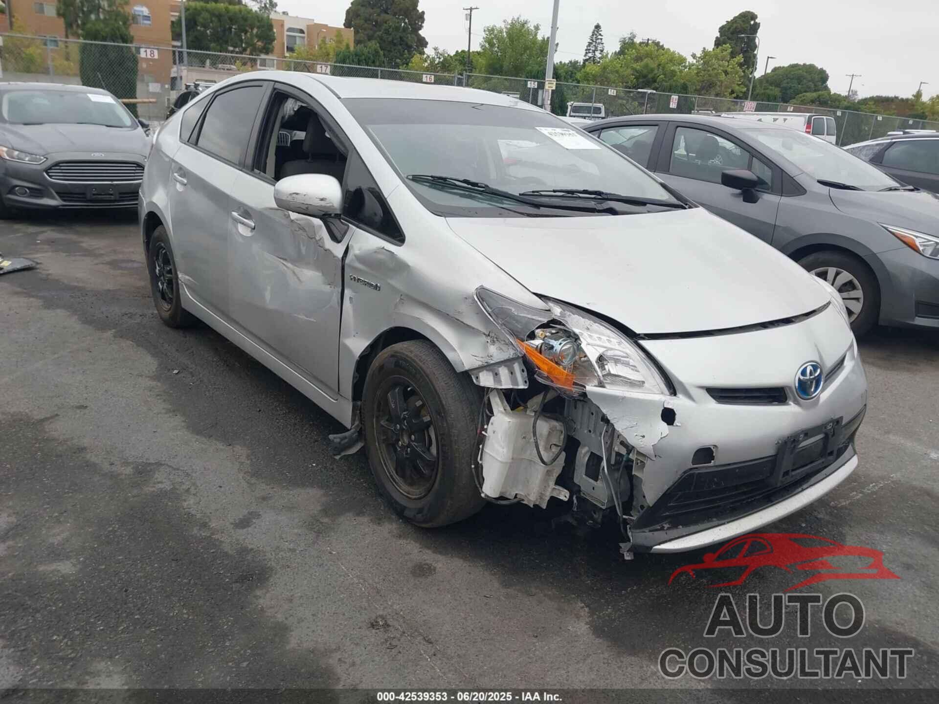 TOYOTA PRIUS 2015 - JTDKN3DUXF0412167