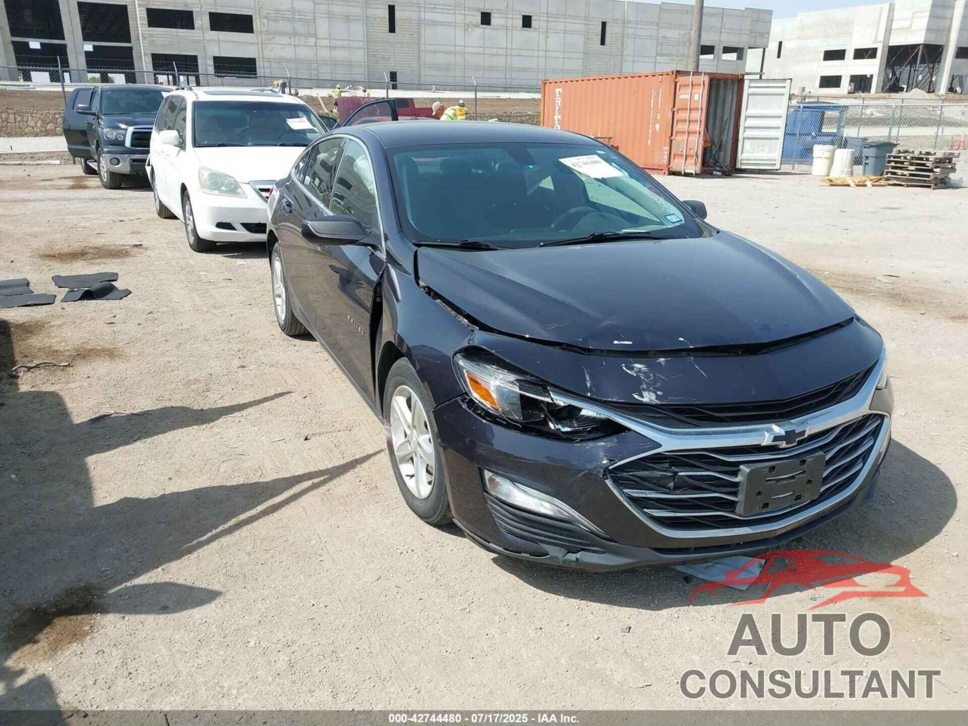 CHEVROLET MALIBU 2022 - 1G1ZB5ST1NF209394