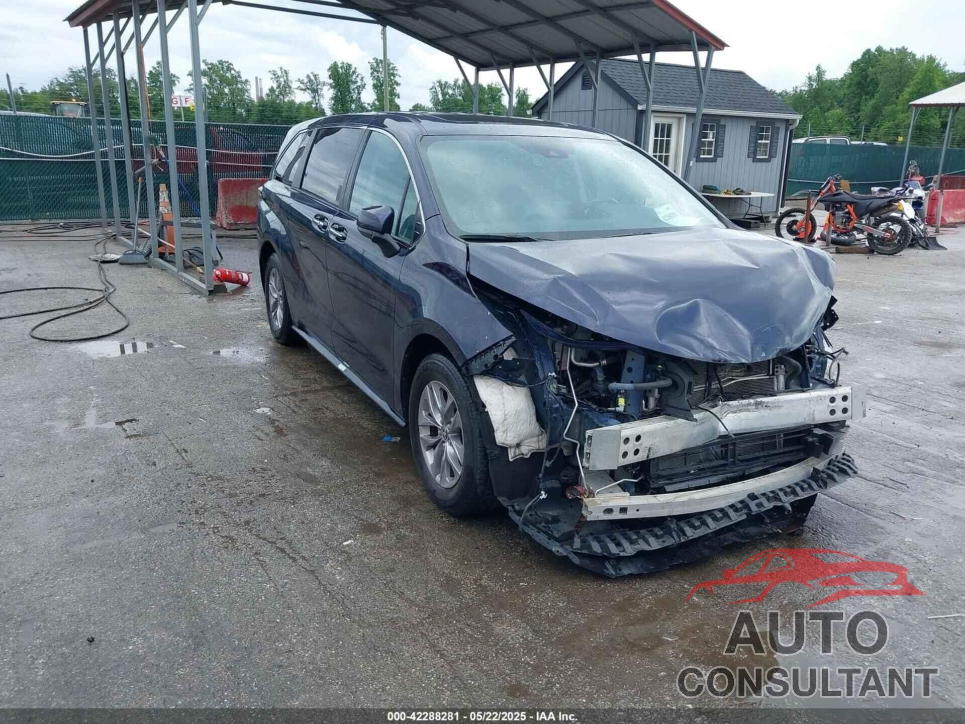 TOYOTA SIENNA 2022 - 5TDYRKEC1NS125083