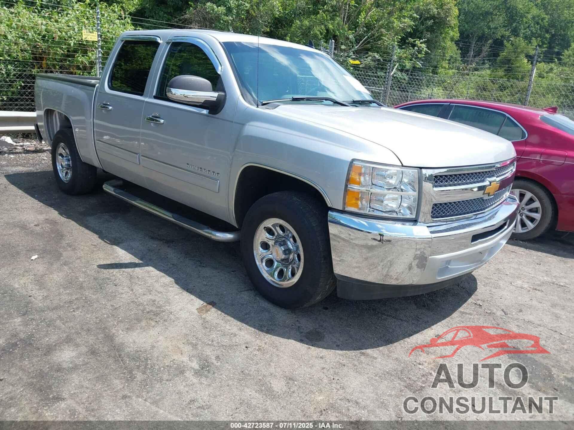CHEVROLET SILVERADO 1500 2013 - 3GCPCSEA1DG297493