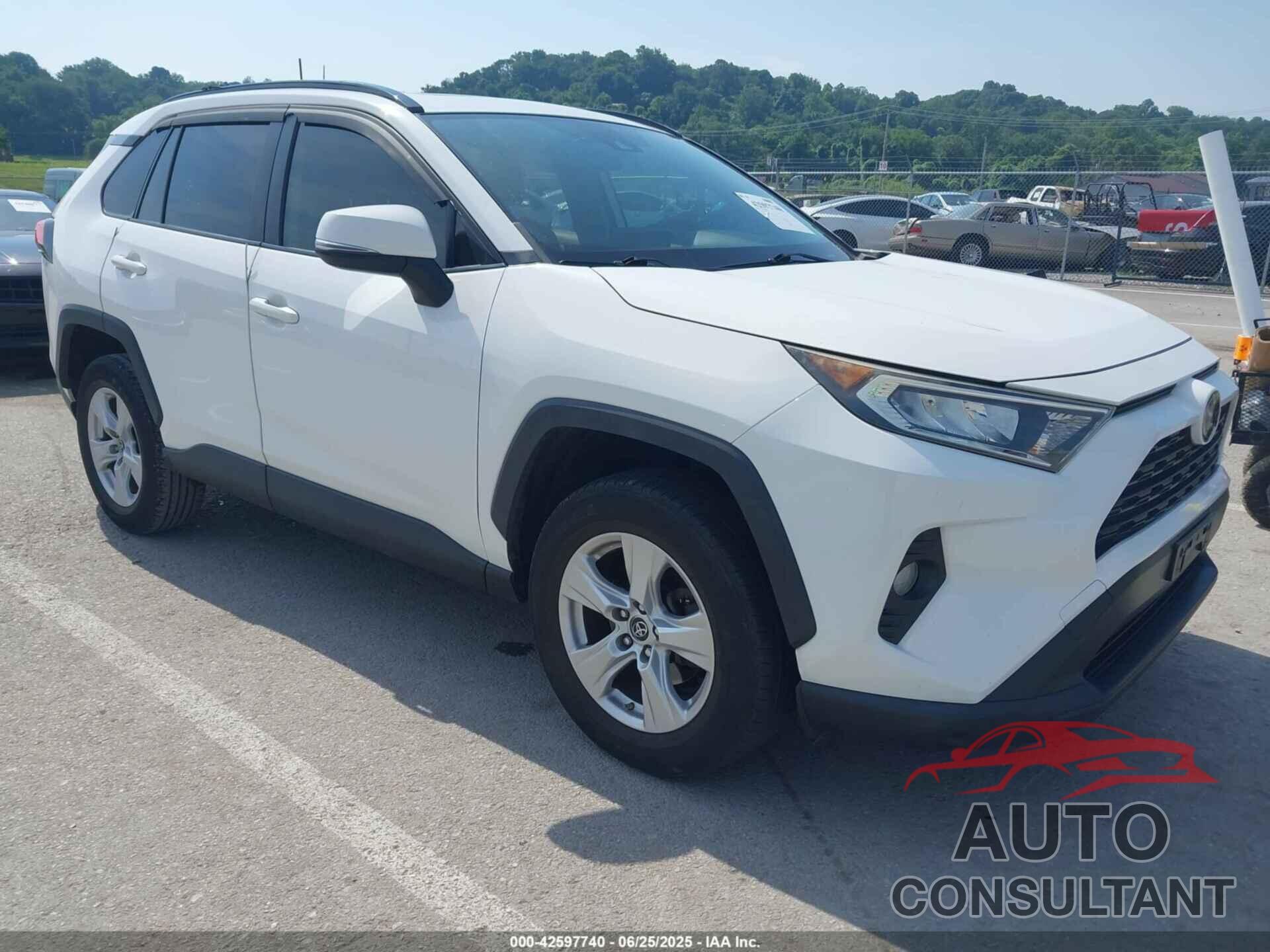 TOYOTA RAV4 2019 - JTMW1RFV2KD006845