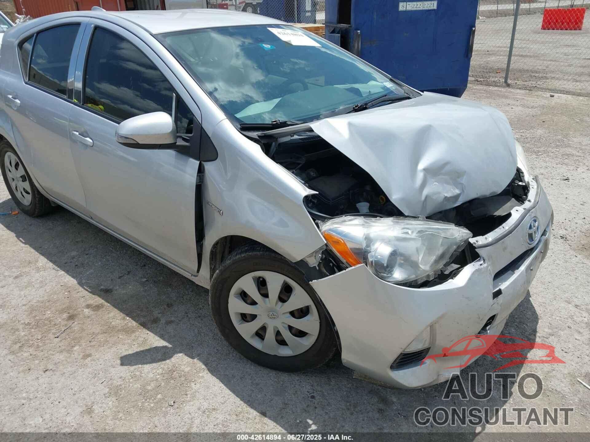 TOYOTA PRIUS C 2012 - JTDKDTB33C1517362