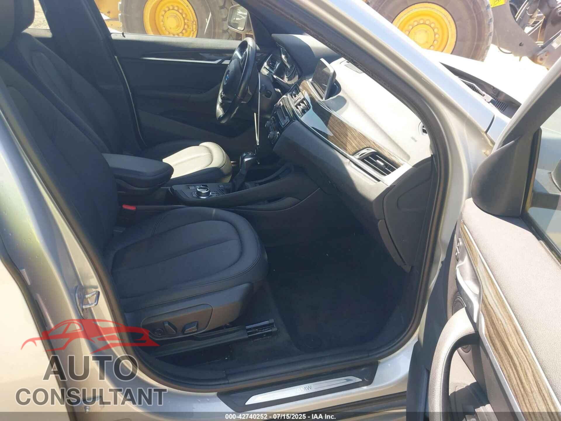 BMW X1 2018 - WBXHT3C32J5K26257