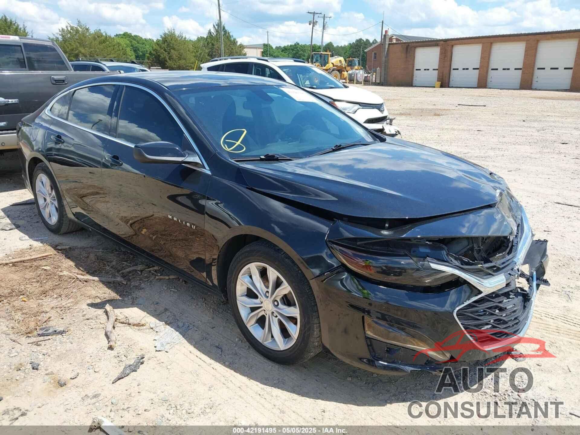 CHEVROLET MALIBU 2020 - 1G1ZD5STXLF011419