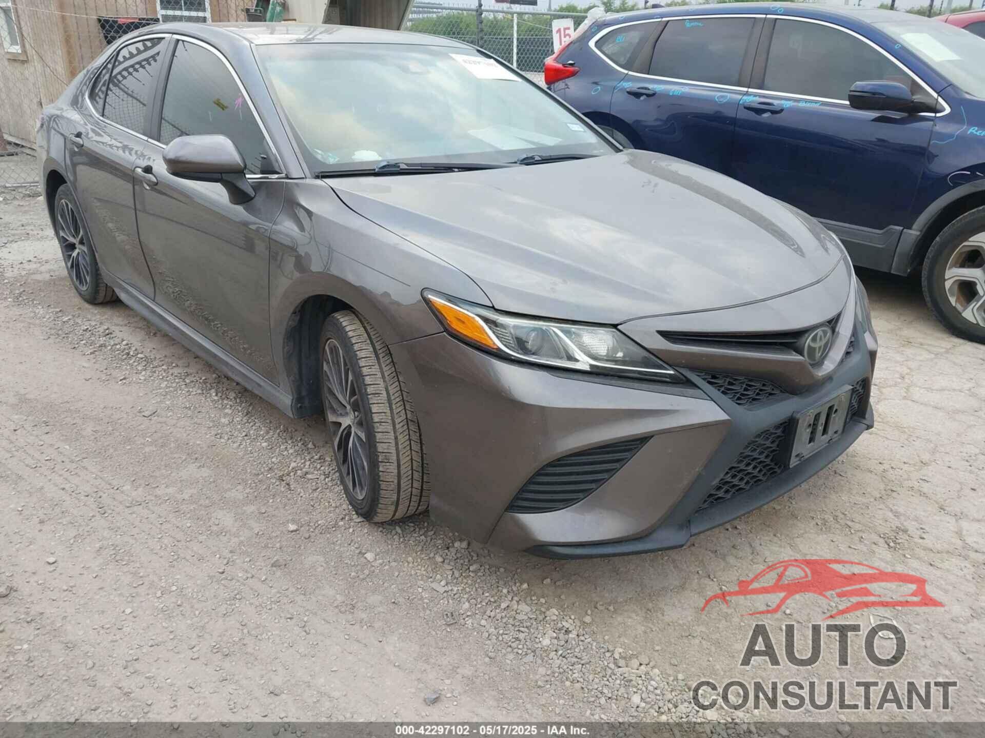 TOYOTA CAMRY 2019 - 4T1B11HK3KU721129