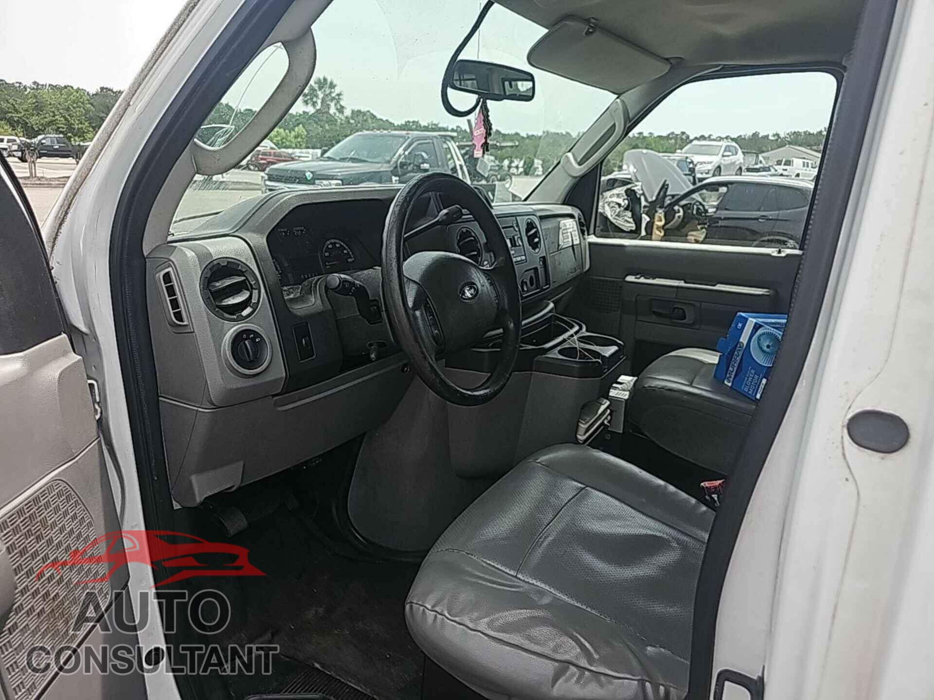 FORD ECONOLINE 2013 - 1FBNE3BL9DDA08357