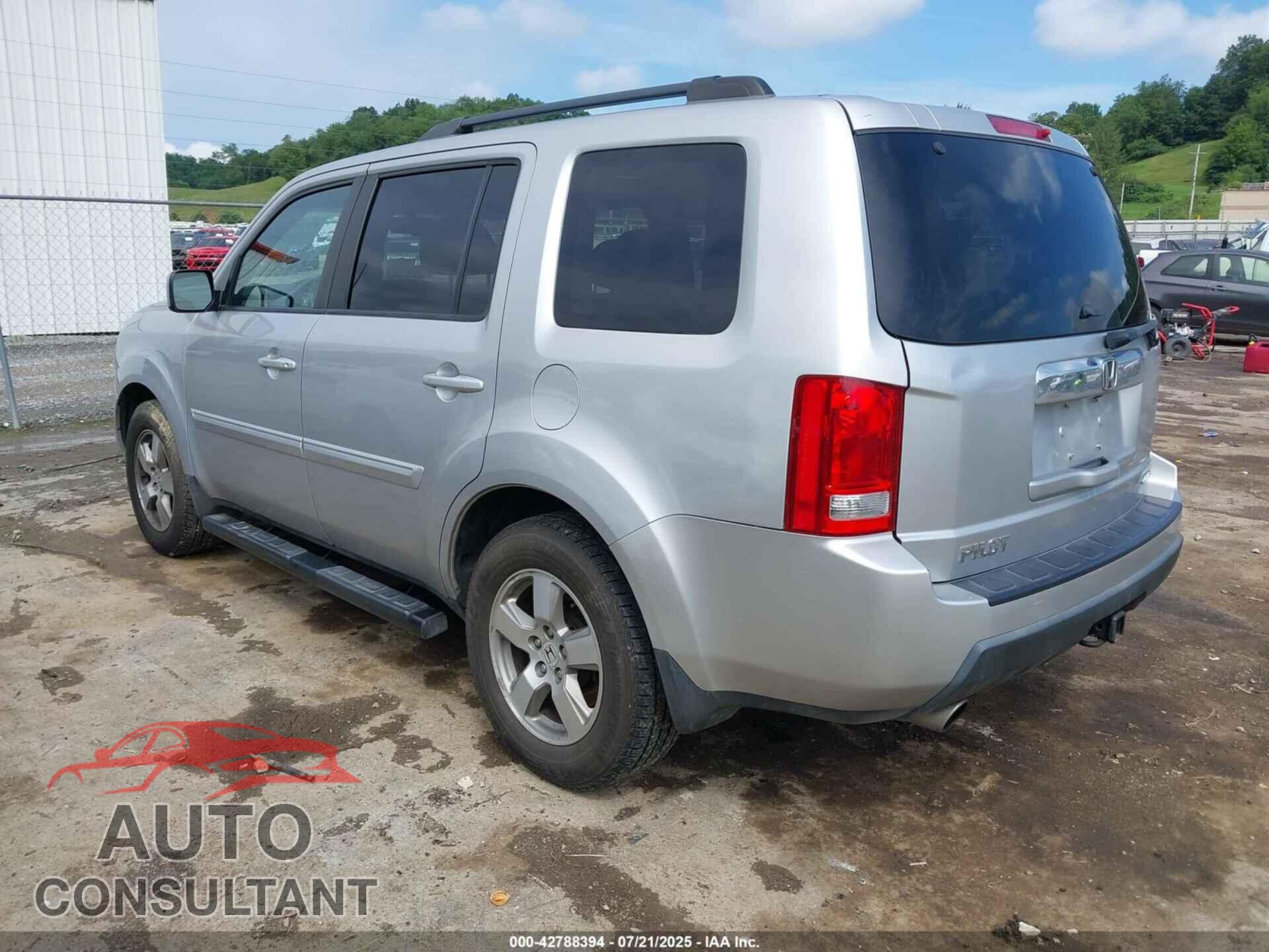 HONDA PILOT 2011 - 5FNYF4H54BB045374
