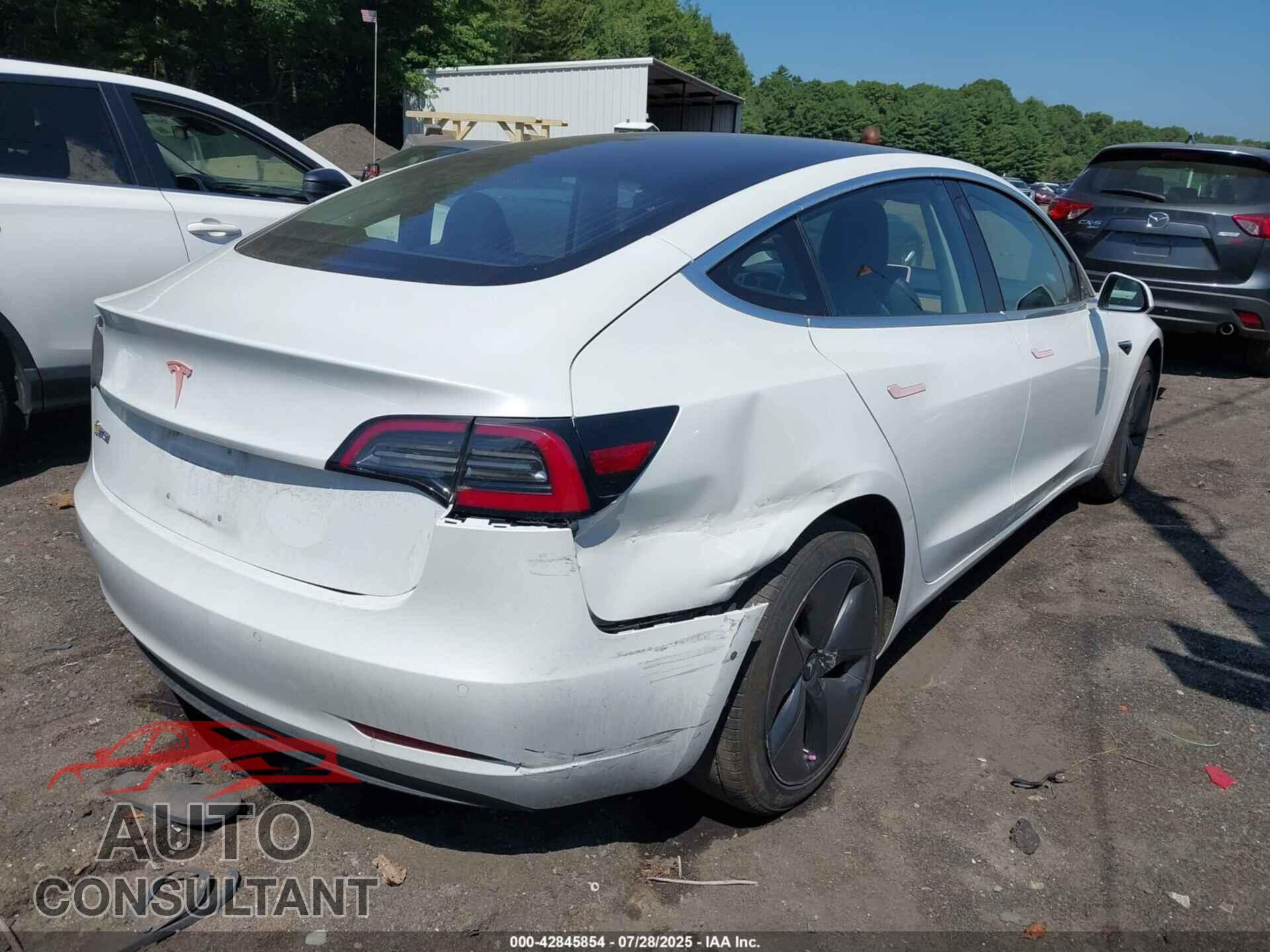 TESLA MODEL 3 2018 - 5YJ3E1EA3JF019635