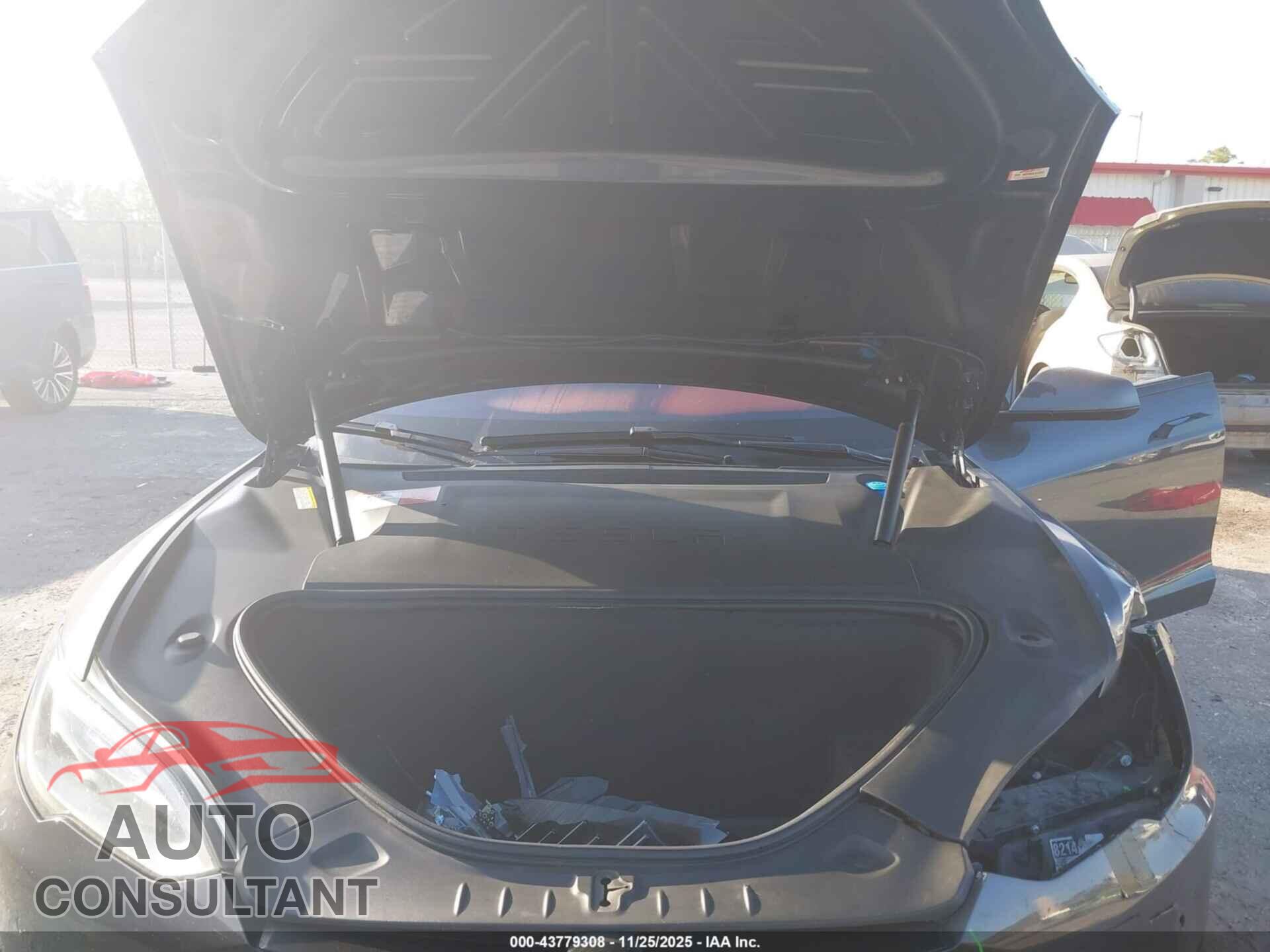 TESLA MODEL S 2017 - 5YJSA1E12HF191608