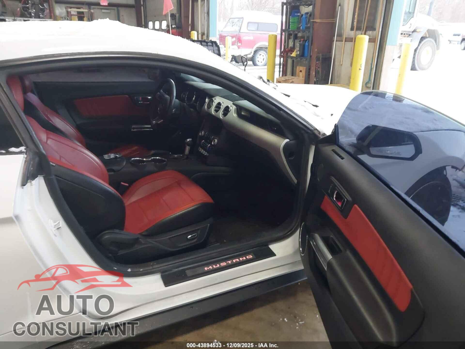 FORD MUSTANG 2016 - 1FA6P8CFXG5208460
