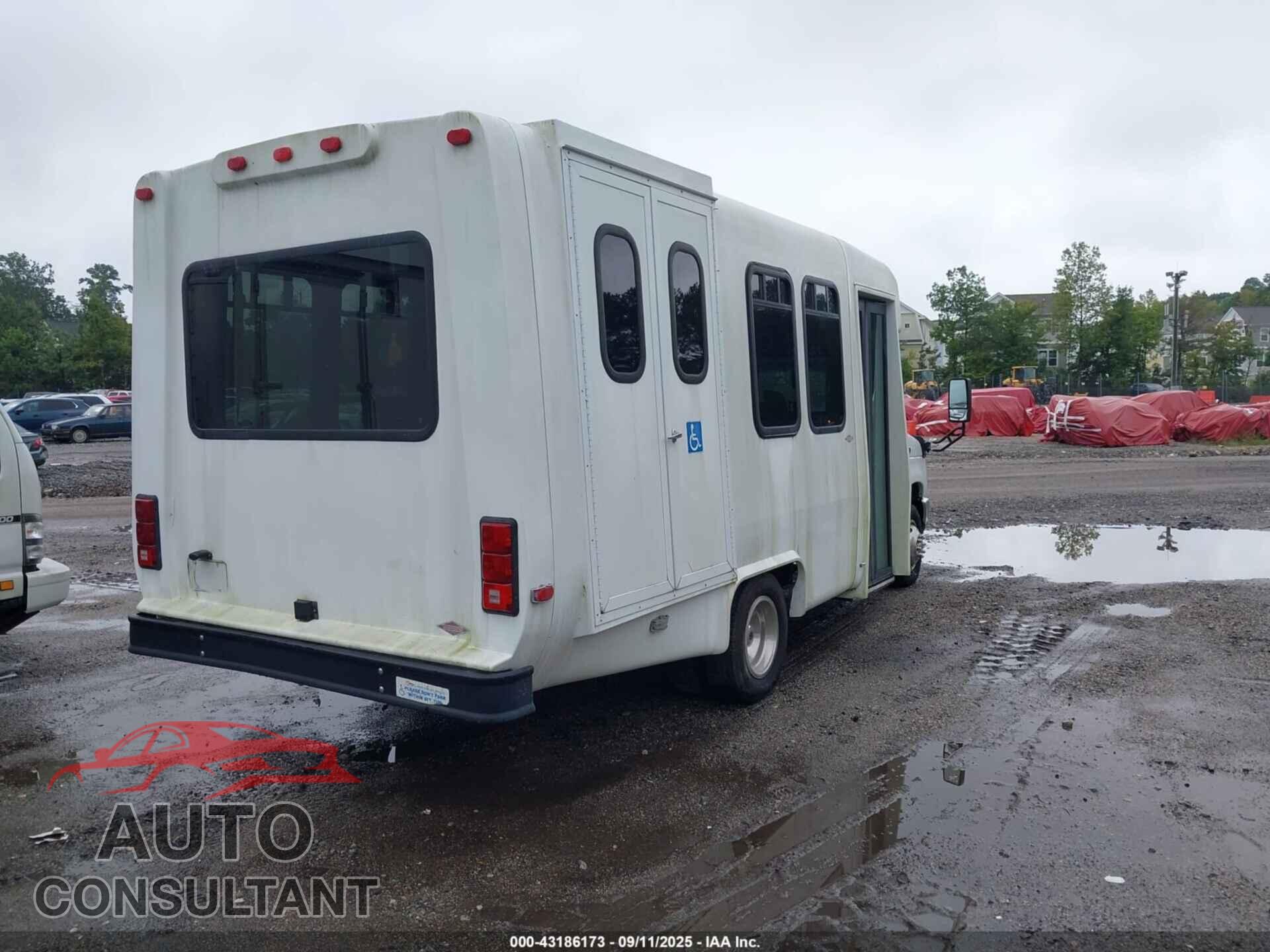 FORD E-350 CUTAWAY 2012 - 1FDEE3FL5CDA21557