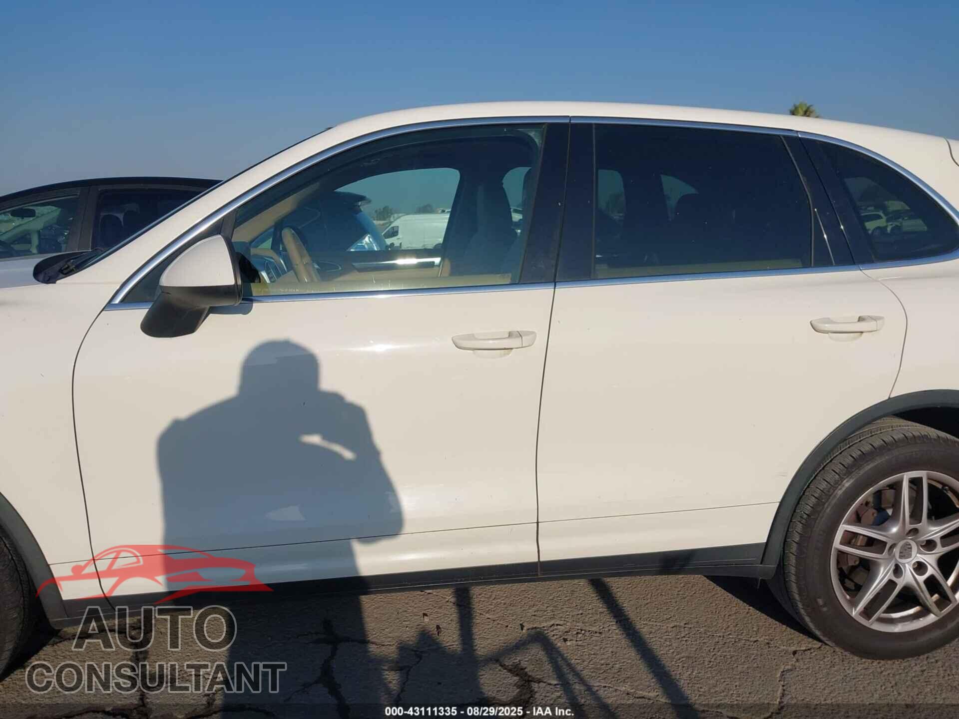 PORSCHE CAYENNE 2011 - WP1AA2A22BLA03981