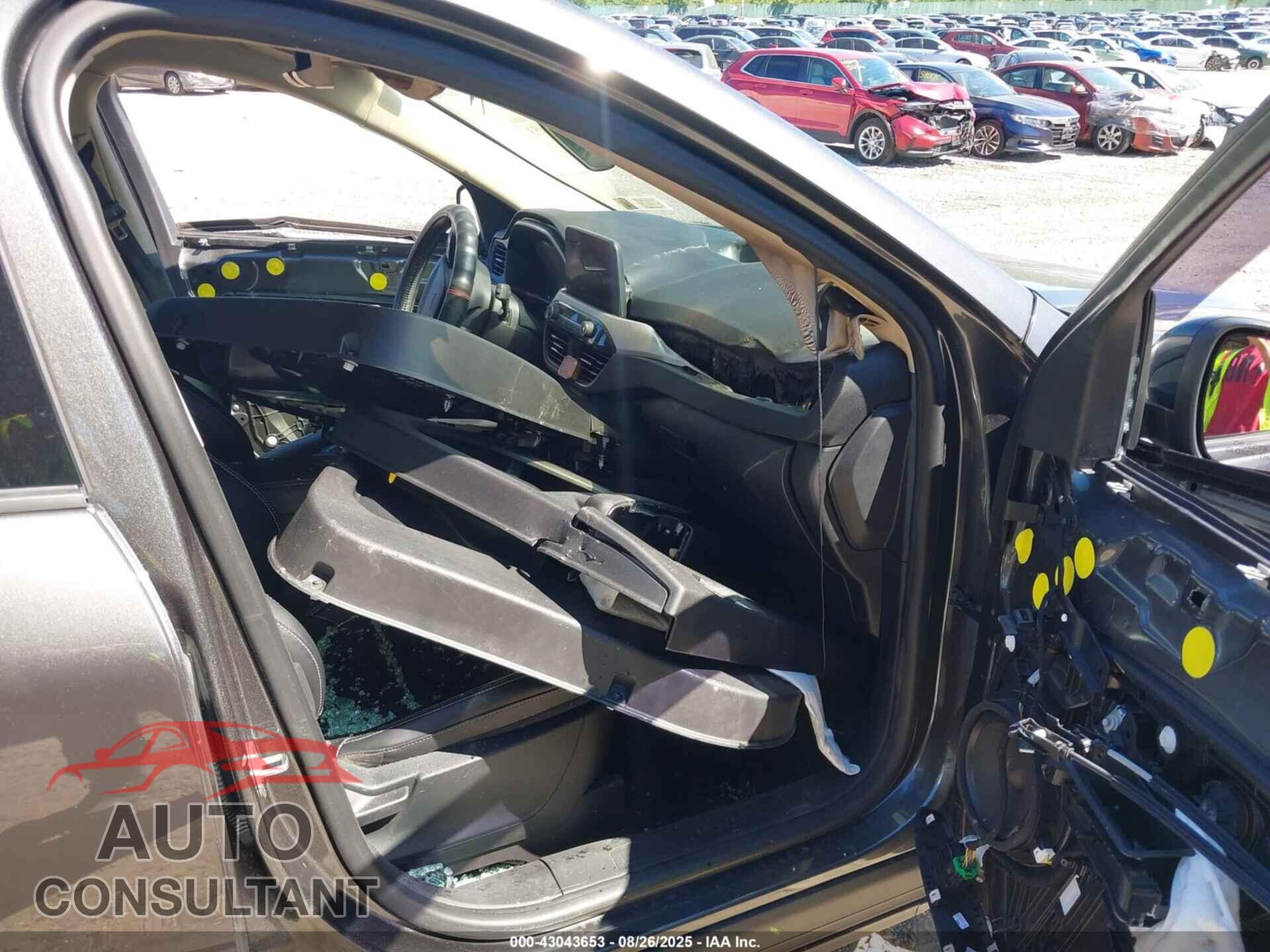FORD ESCAPE 2020 - 1FMCU9BZ0LUA43926