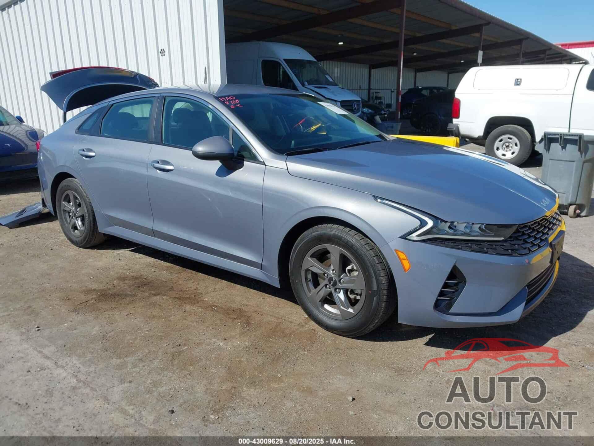 KIA K5 2023 - 5XXG14J22PG209204