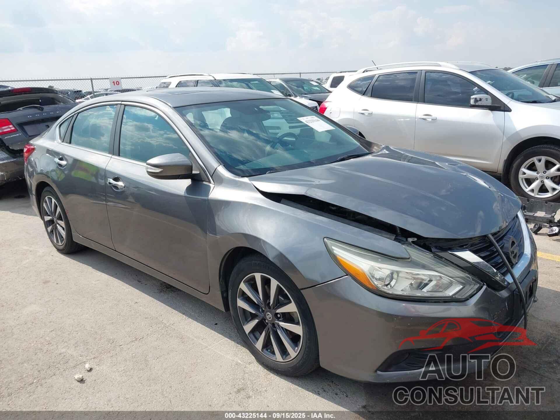 NISSAN ALTIMA 2017 - 1N4AL3AP5HC263321