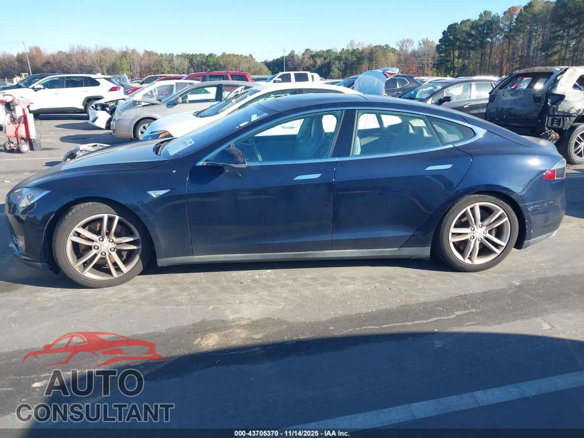 TESLA MODEL S 2012 - 5YJSA1DP9CFP01533