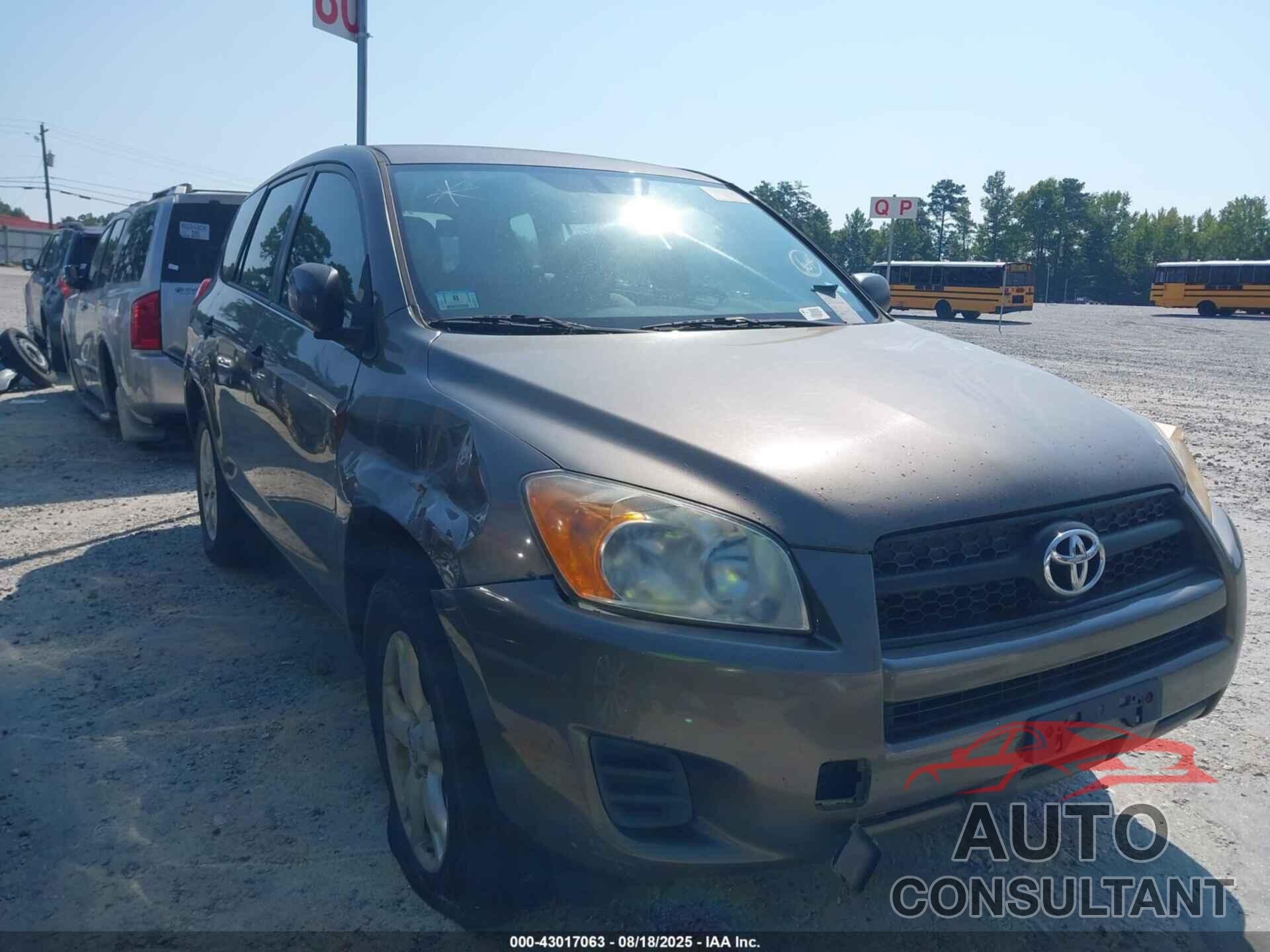 TOYOTA RAV4 2009 - JTMBF33V695008684