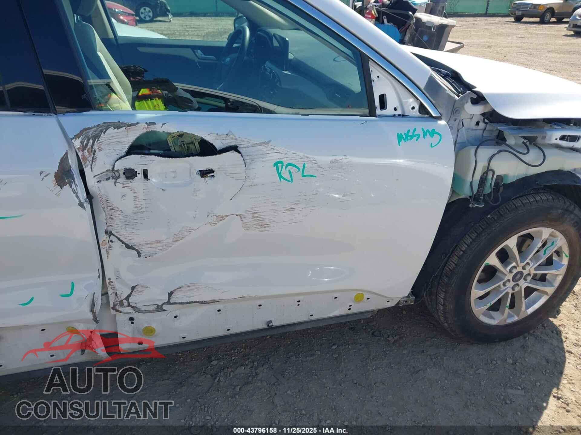 FORD ESCAPE 2020 - 1FMCU0G66LUA31273