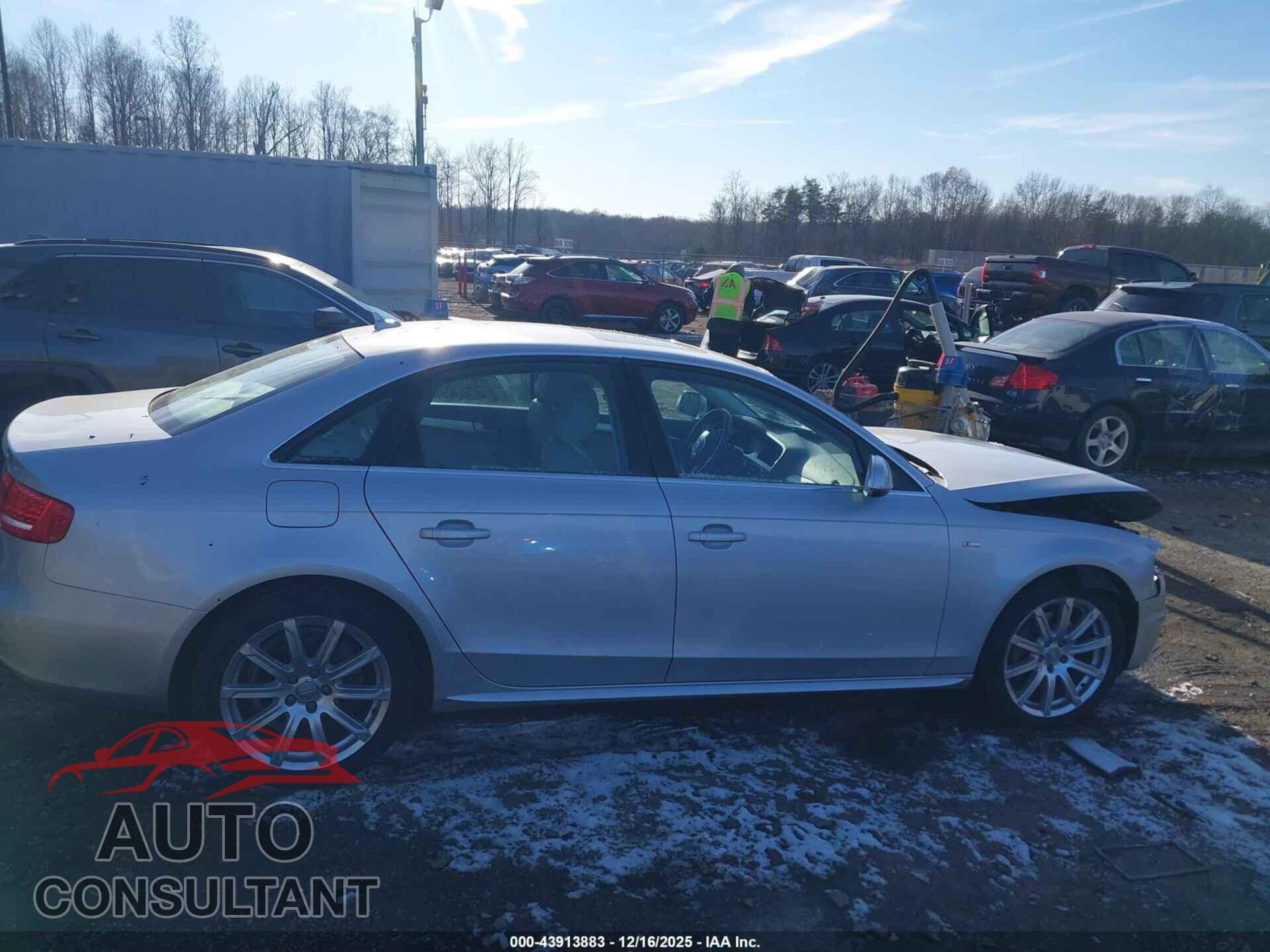 AUDI A4 2012 - WAUEFAFL9CN006301
