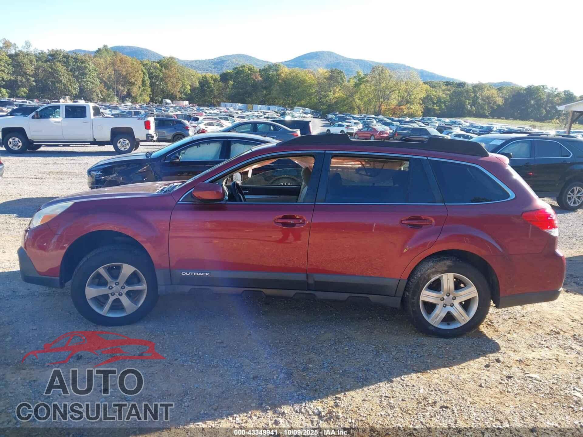 SUBARU OUTBACK 2013 - 4S4BRCCC4D3256471