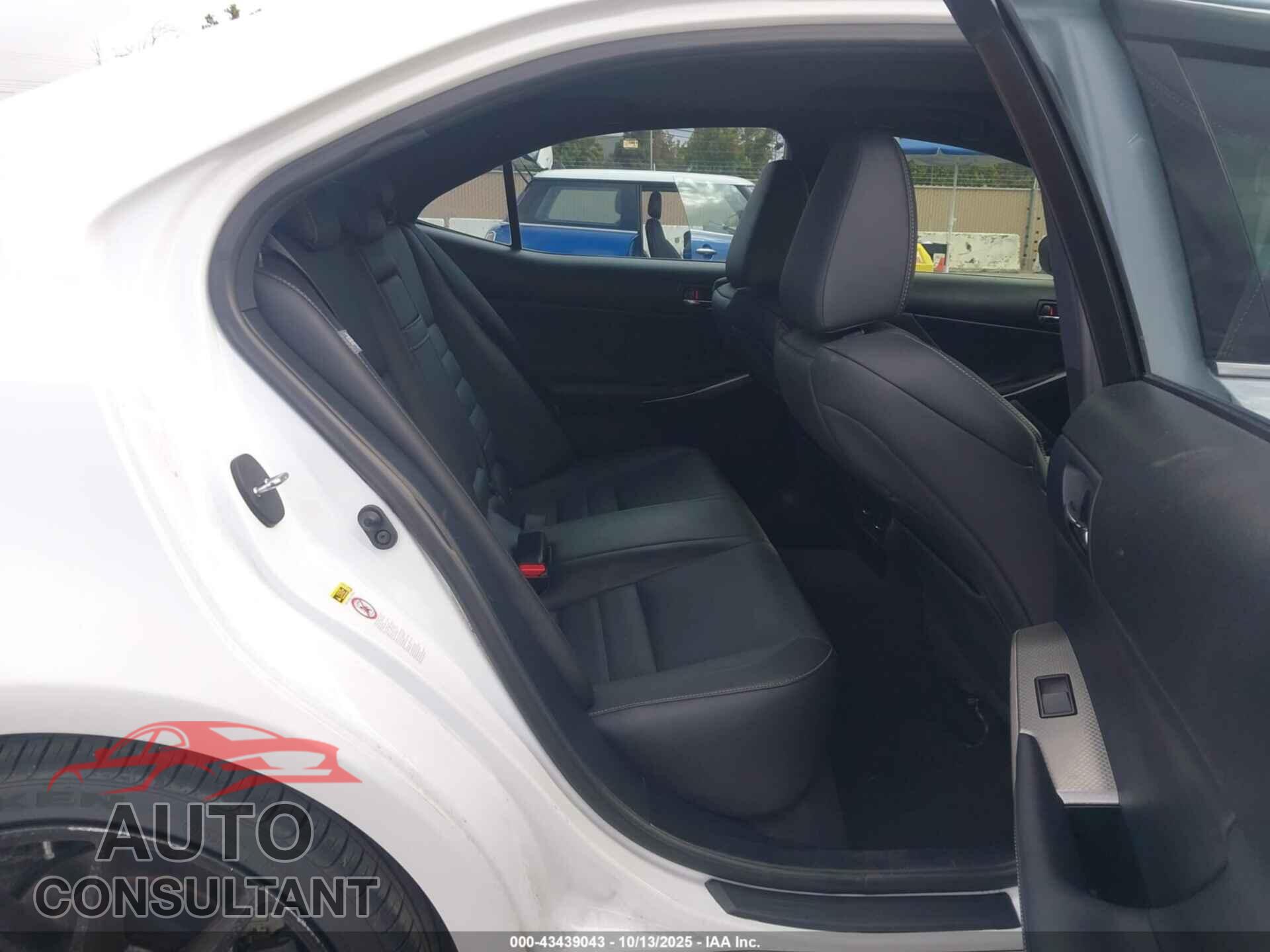 LEXUS IS 250 2015 - JTHBF1D25F5076252