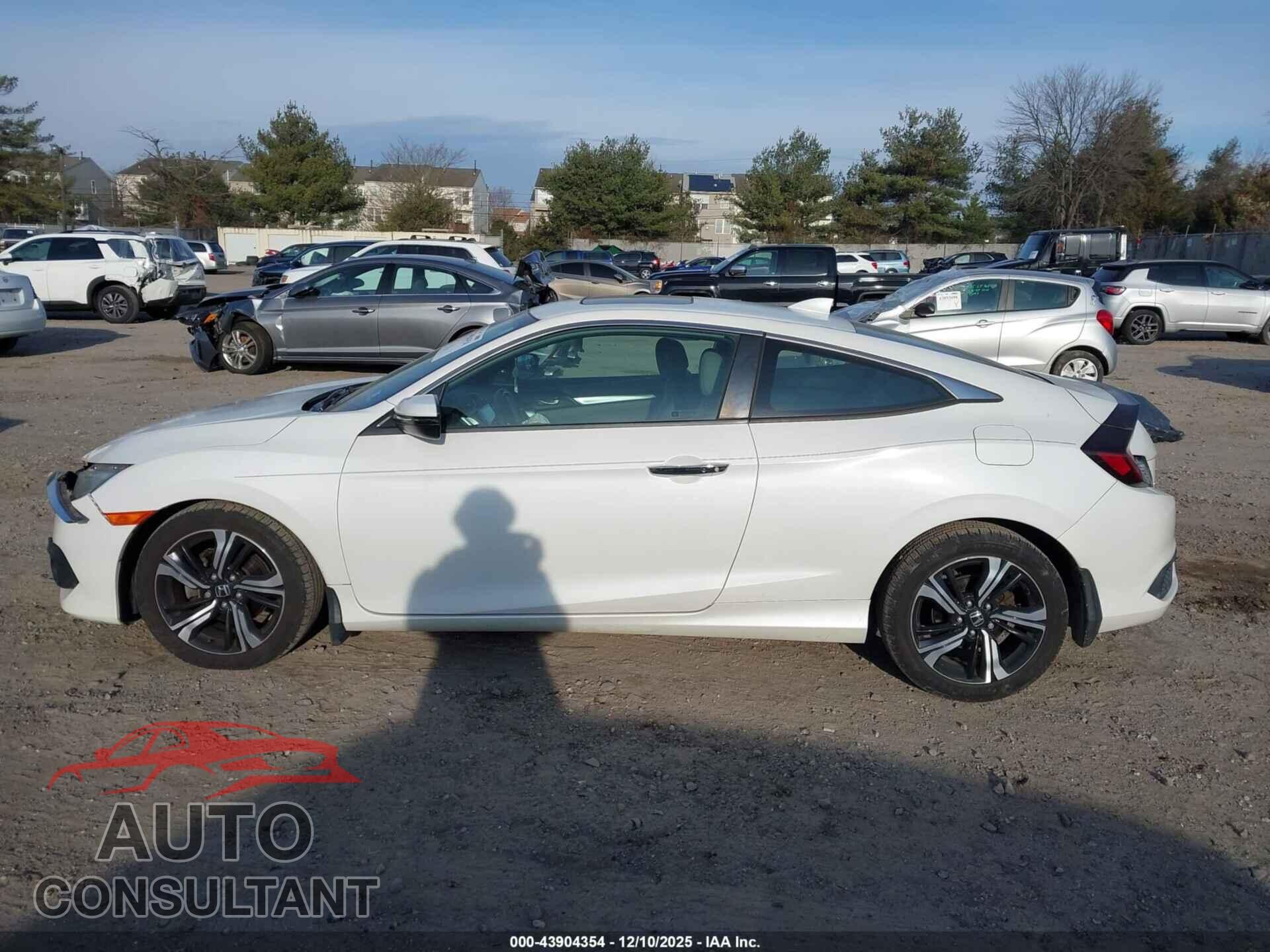 HONDA CIVIC 2016 - 2HGFC3B96GH361268