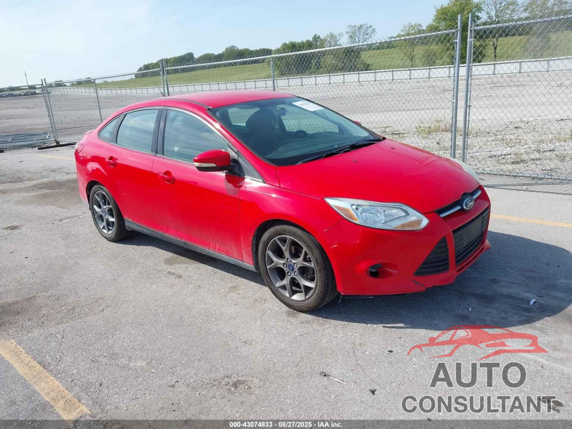 FORD FOCUS 2014 - 1FADP3F27EL258972