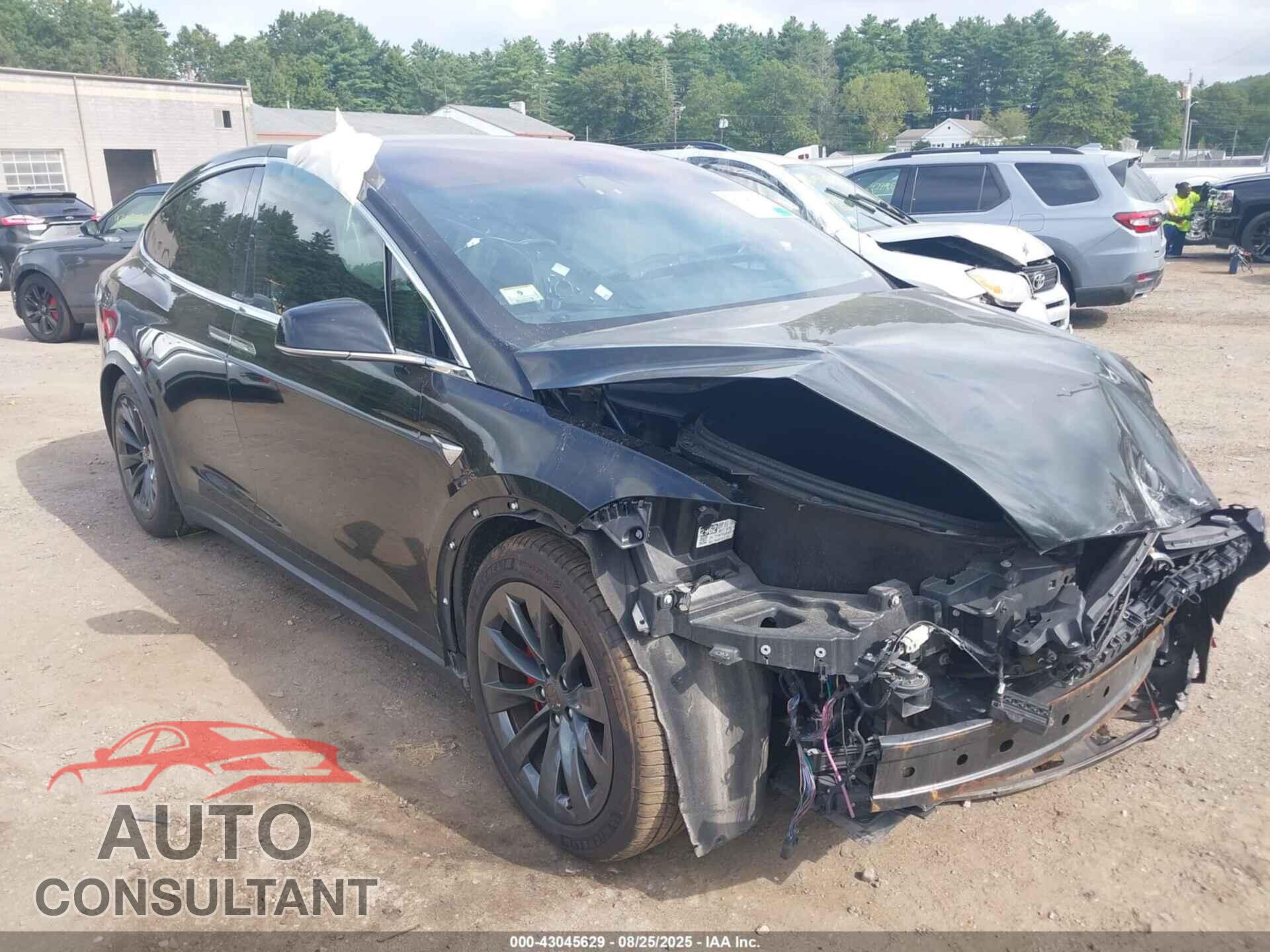 TESLA MODEL X 2019 - 5YJXCDE41KF196933