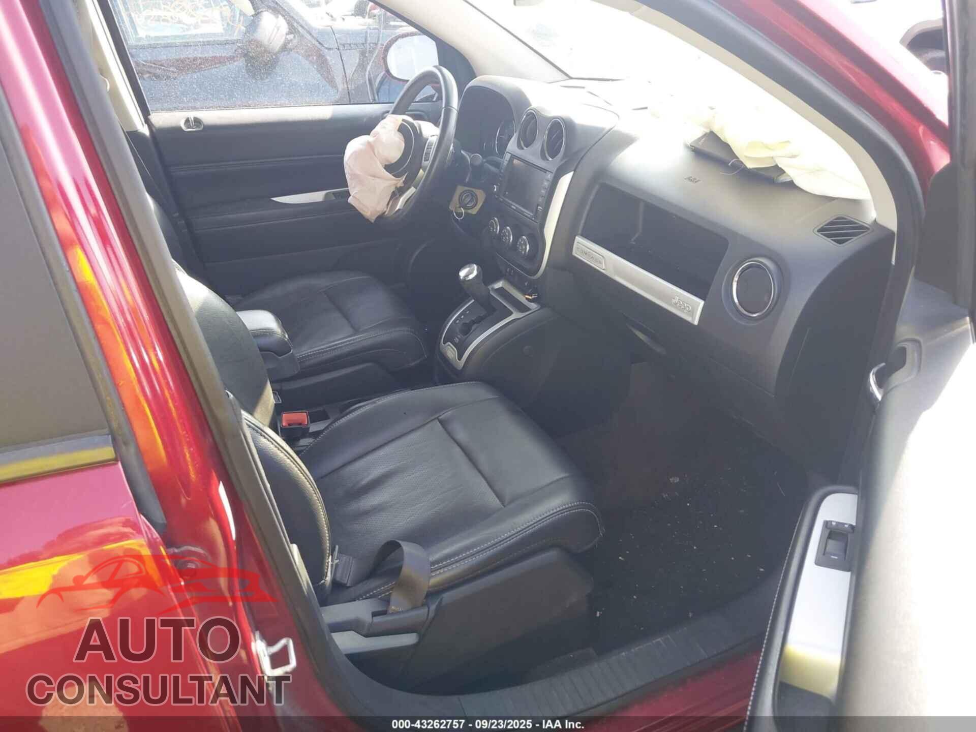 JEEP COMPASS 2016 - 1C4NJCEA3GD731854