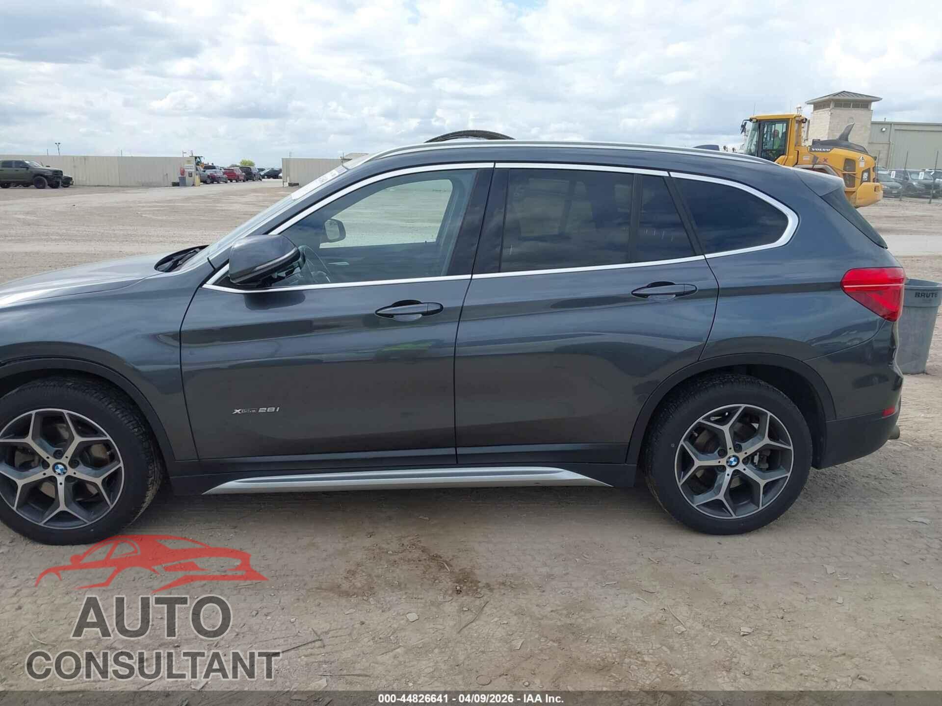 BMW X1 2017 - WBXHT3C31H5F78131