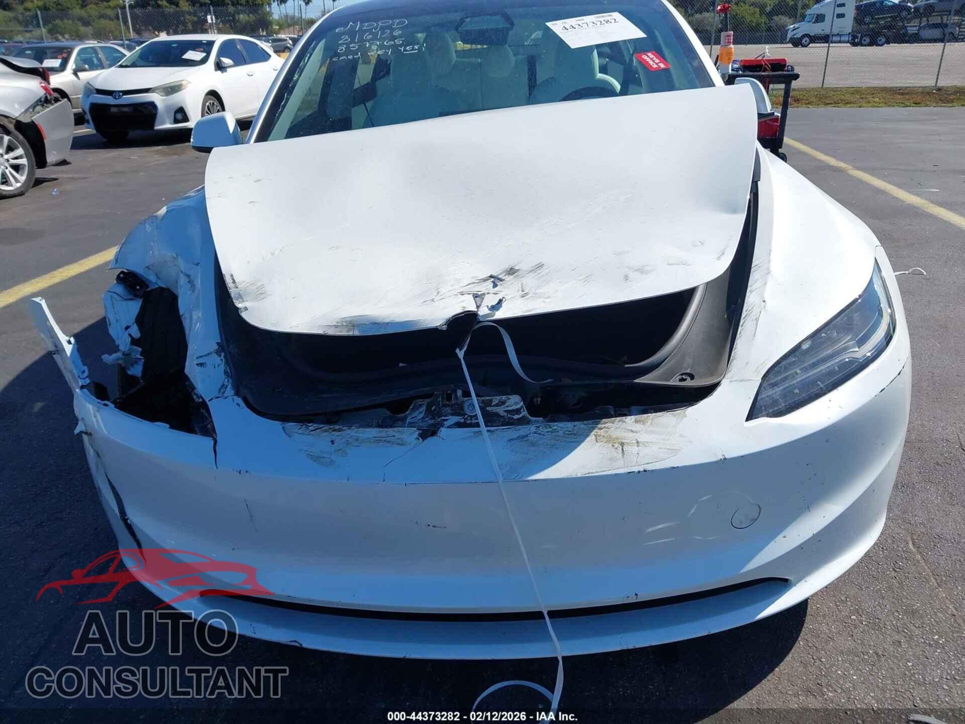 TESLA MODEL 3 2024 - 5YJ3E1EA4RF857765