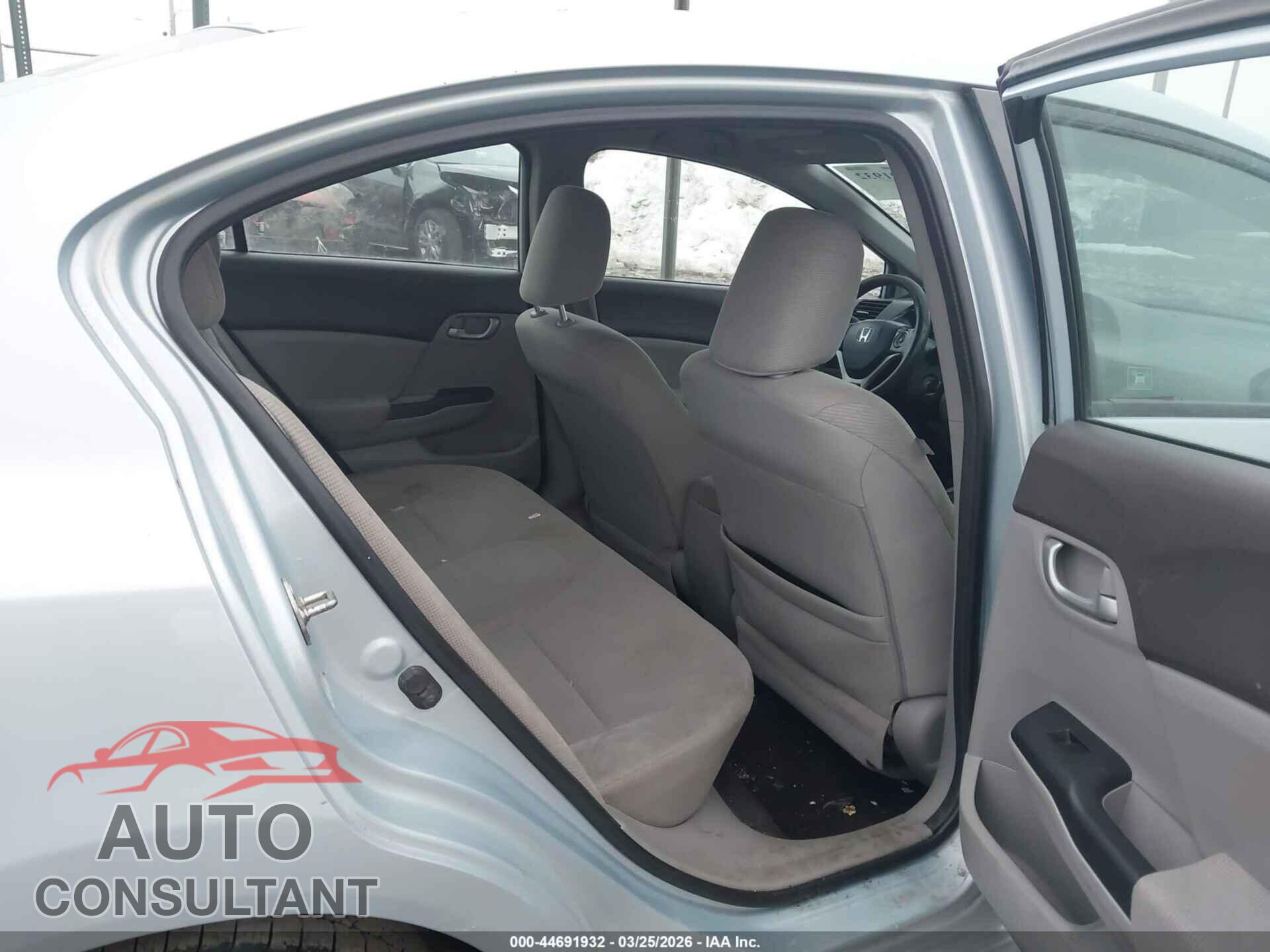HONDA CIVIC 2012 - 2HGFB2F51CH593100