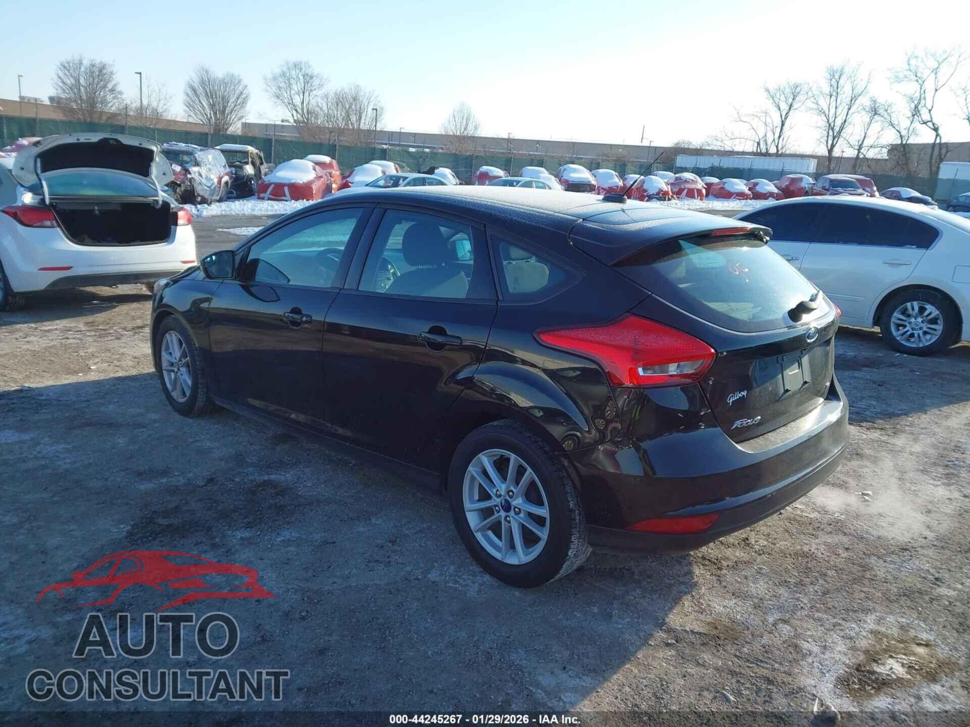 FORD FOCUS 2017 - 1FADP3K25HL227357