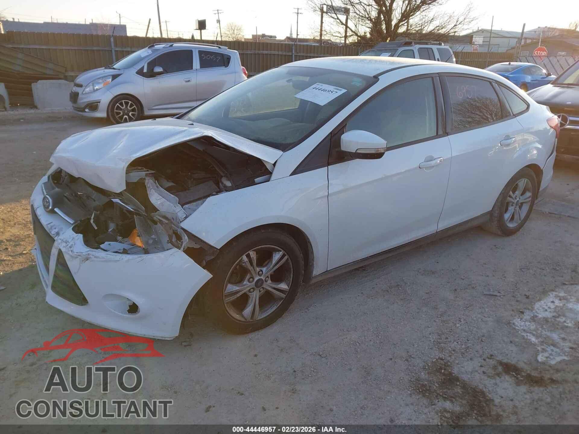 FORD FOCUS 2014 - 1FADP3F20EL421087