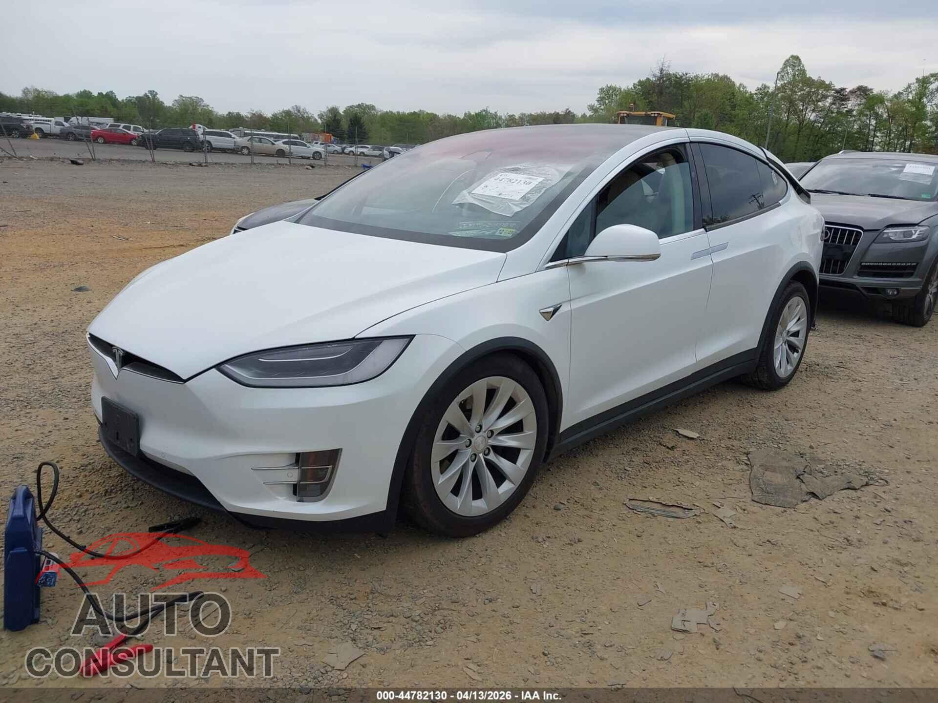 TESLA MODEL X 2017 - 5YJXCBE25HF049459