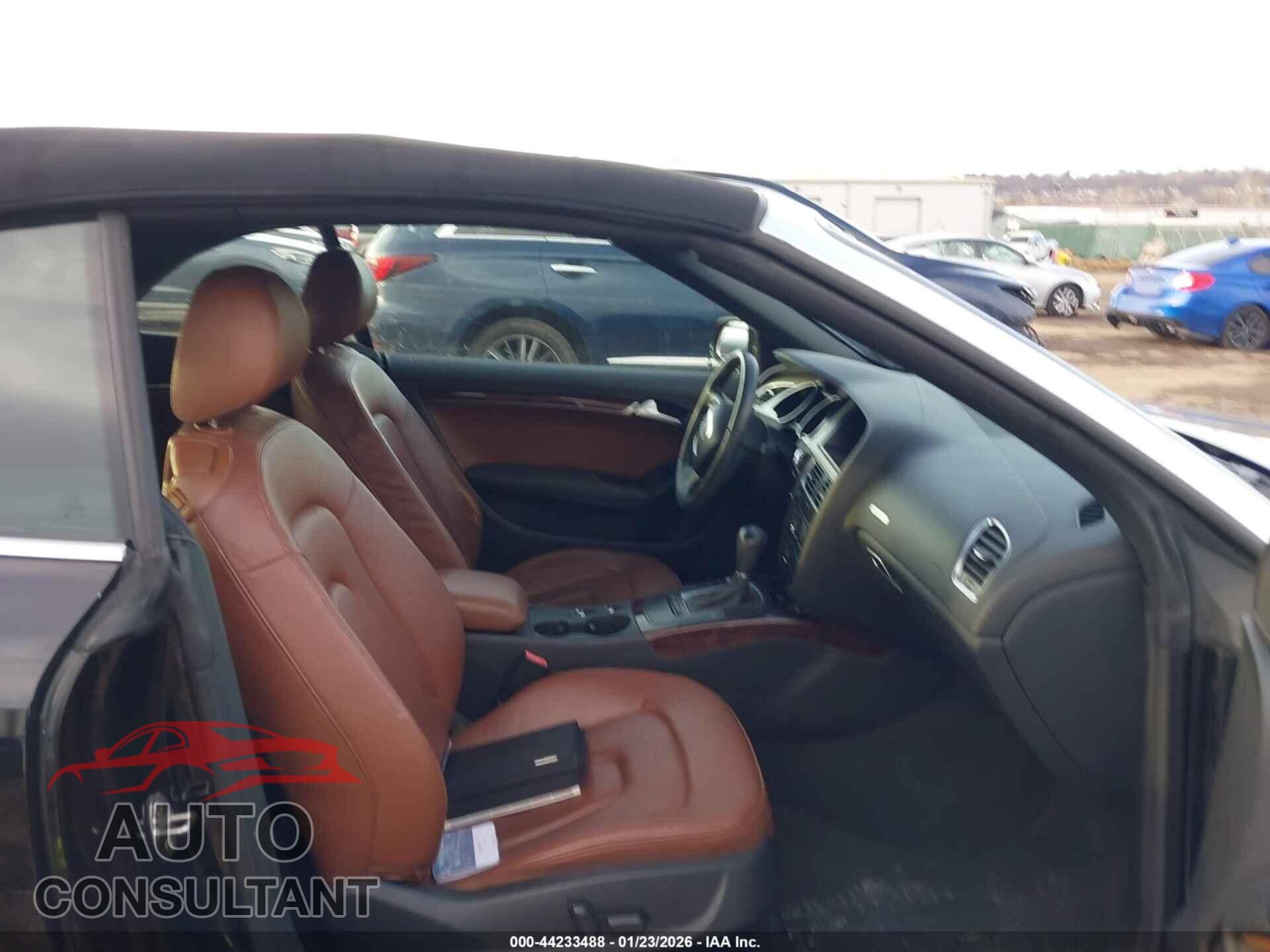 AUDI A5 2012 - WAUCFAFH5CN008792