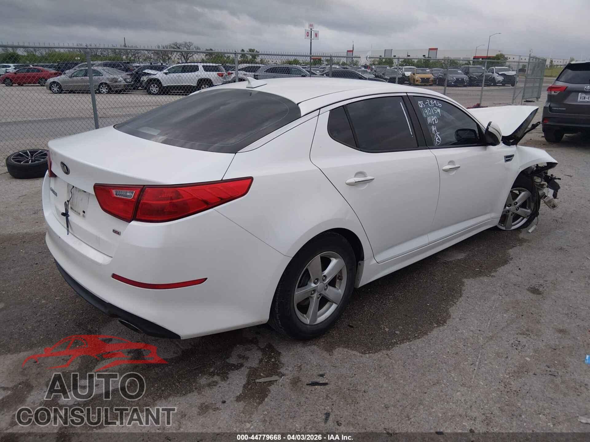 KIA OPTIMA 2015 - KNAGM4A74F5601331
