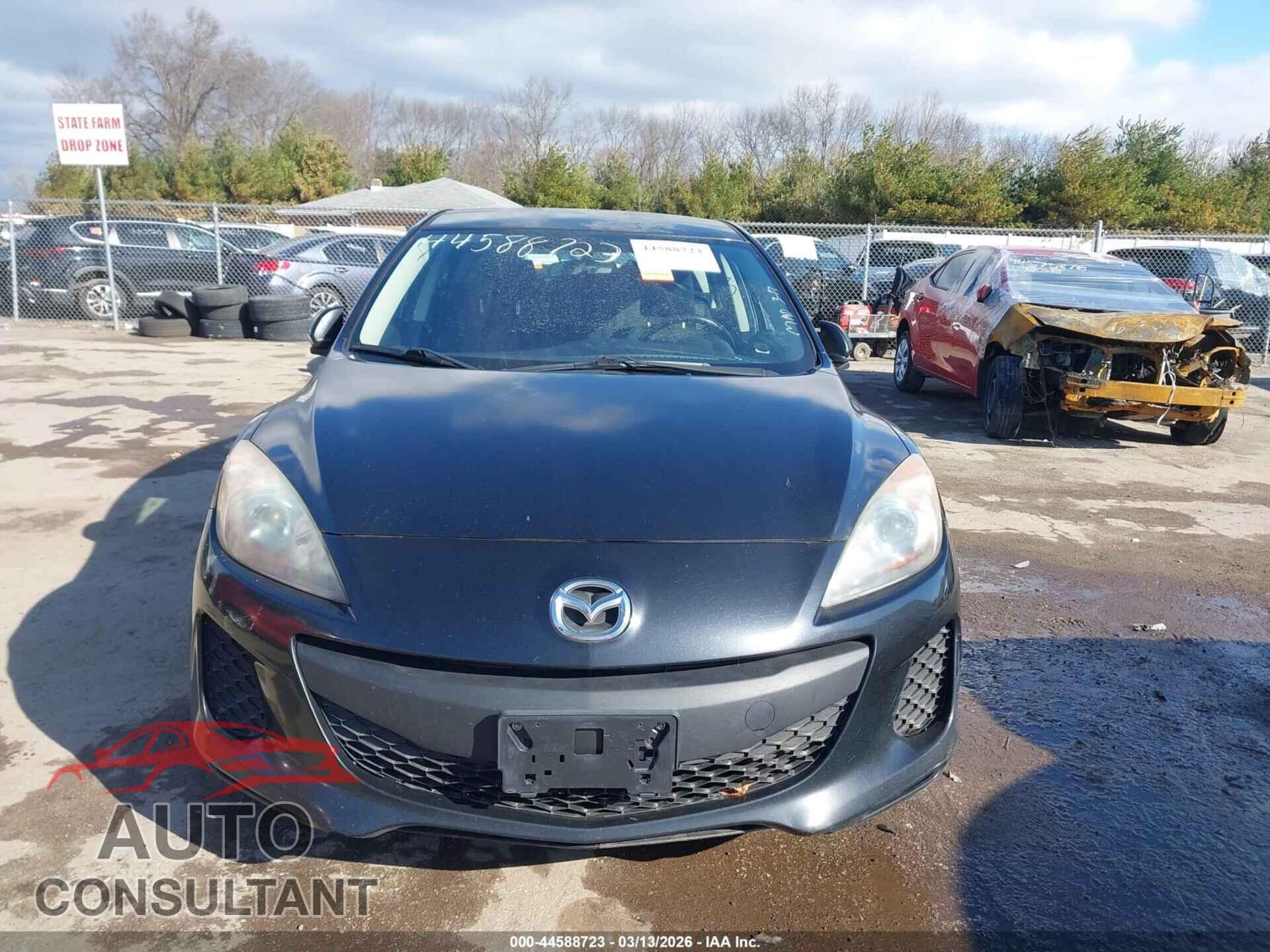 MAZDA MAZDA3 2013 - JM1BL1LP8D1817473