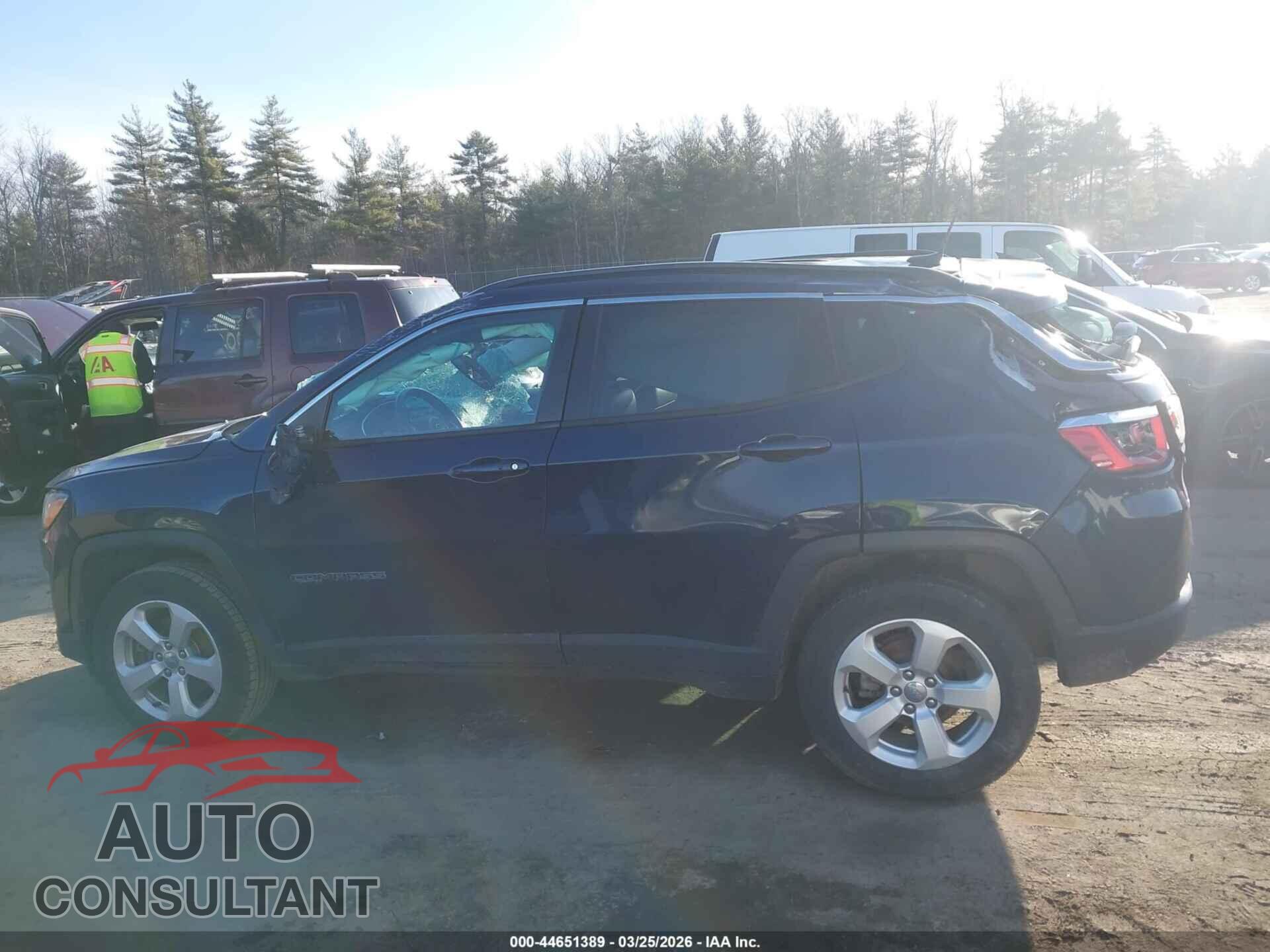 JEEP COMPASS 2019 - 3C4NJDBBXKT602001