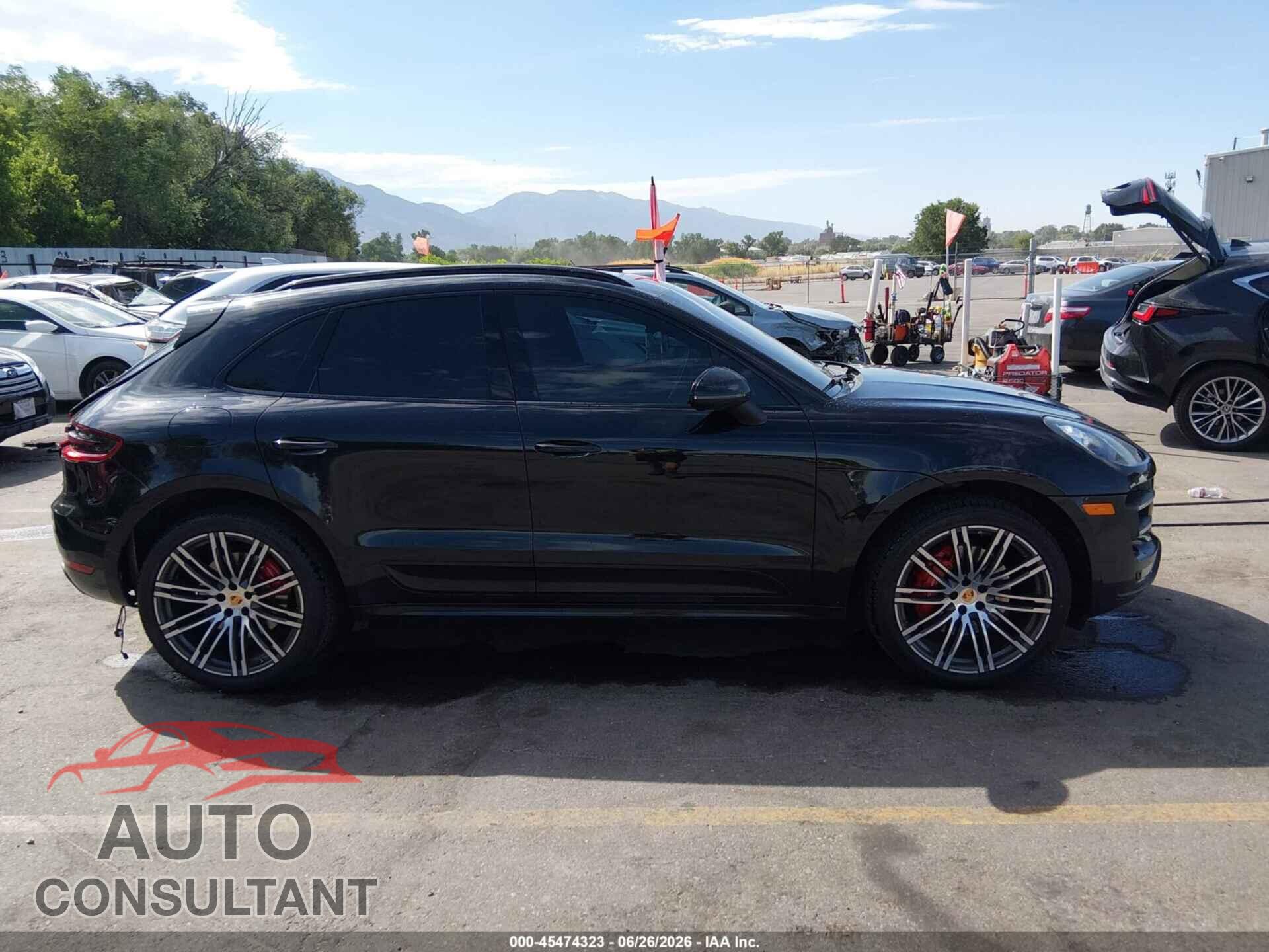 PORSCHE MACAN 2015 - WP1AF2A5XFLB90193