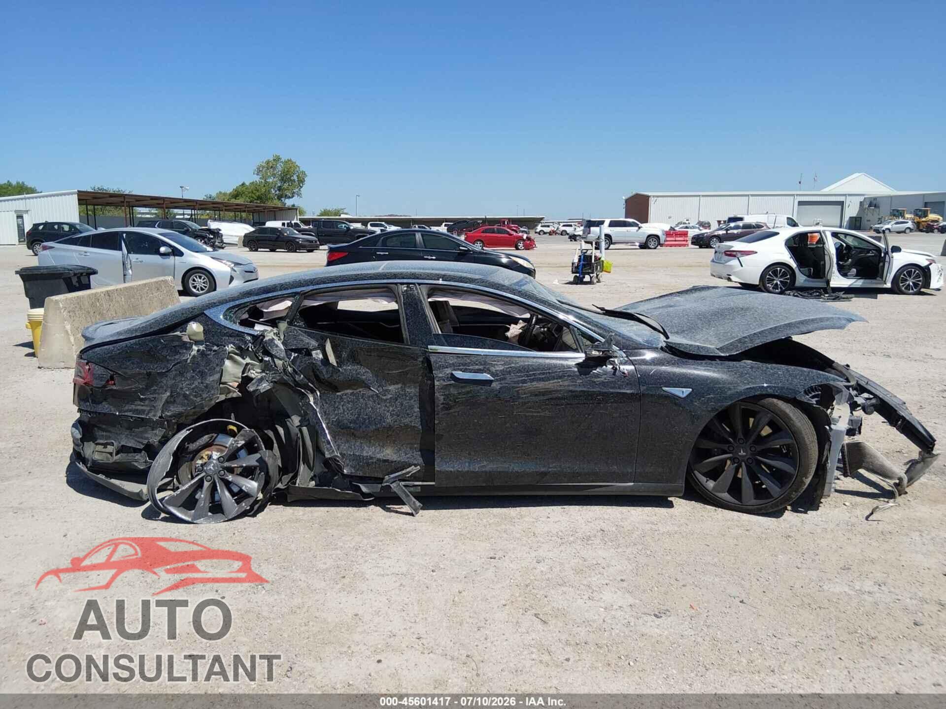 TESLA MODEL S 2013 - 5YJSA1DP3DFP16322