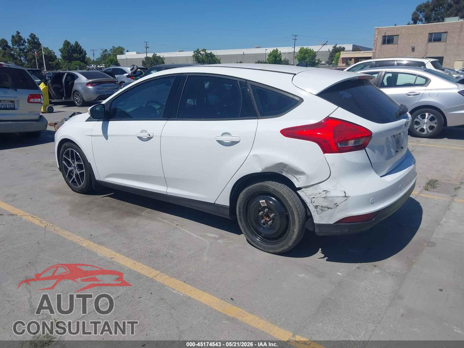 FORD FOCUS 2017 - 1FADP3M20HL309994