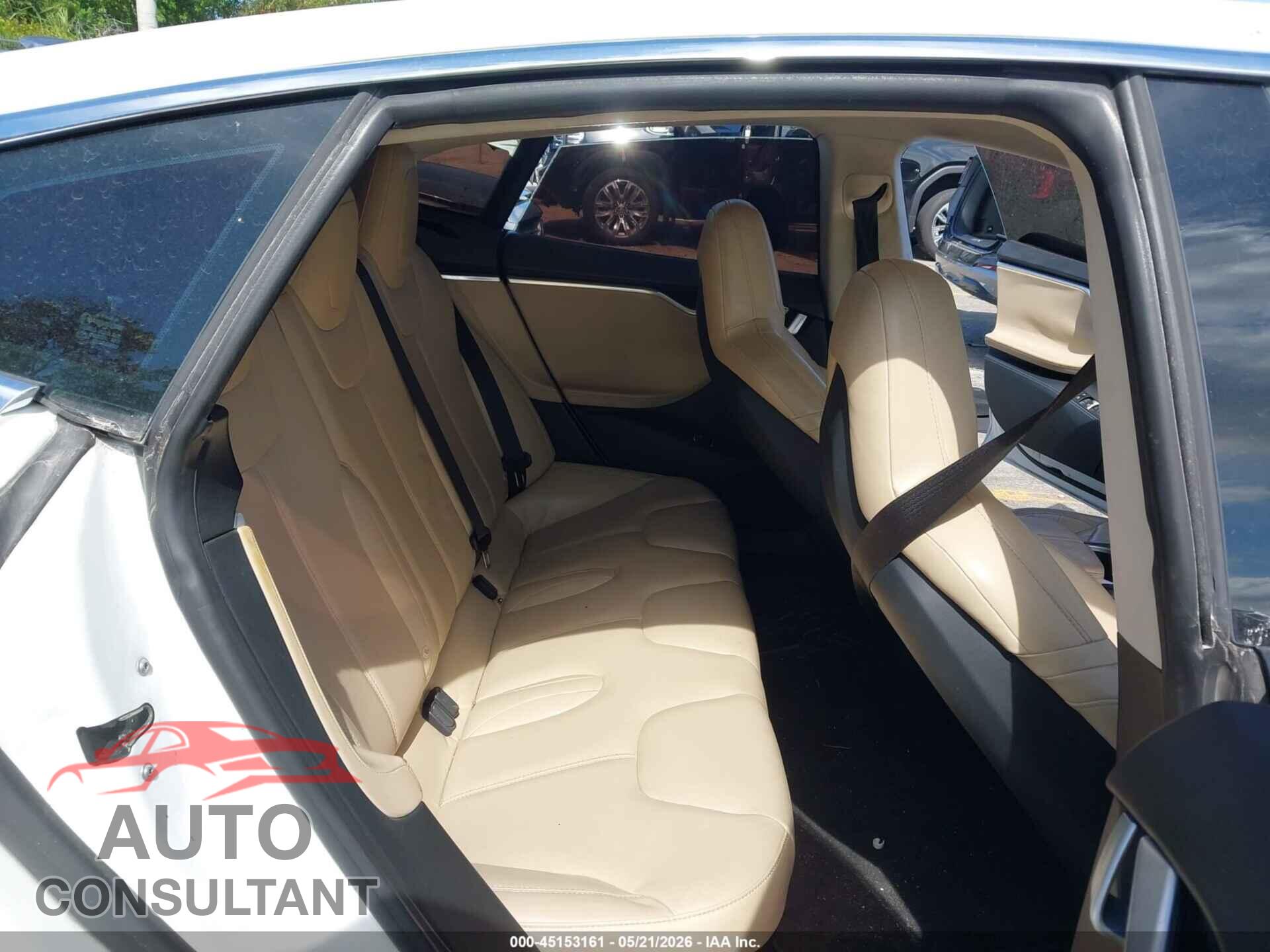 TESLA MODEL S 2015 - 5YJSA1E10FF106889