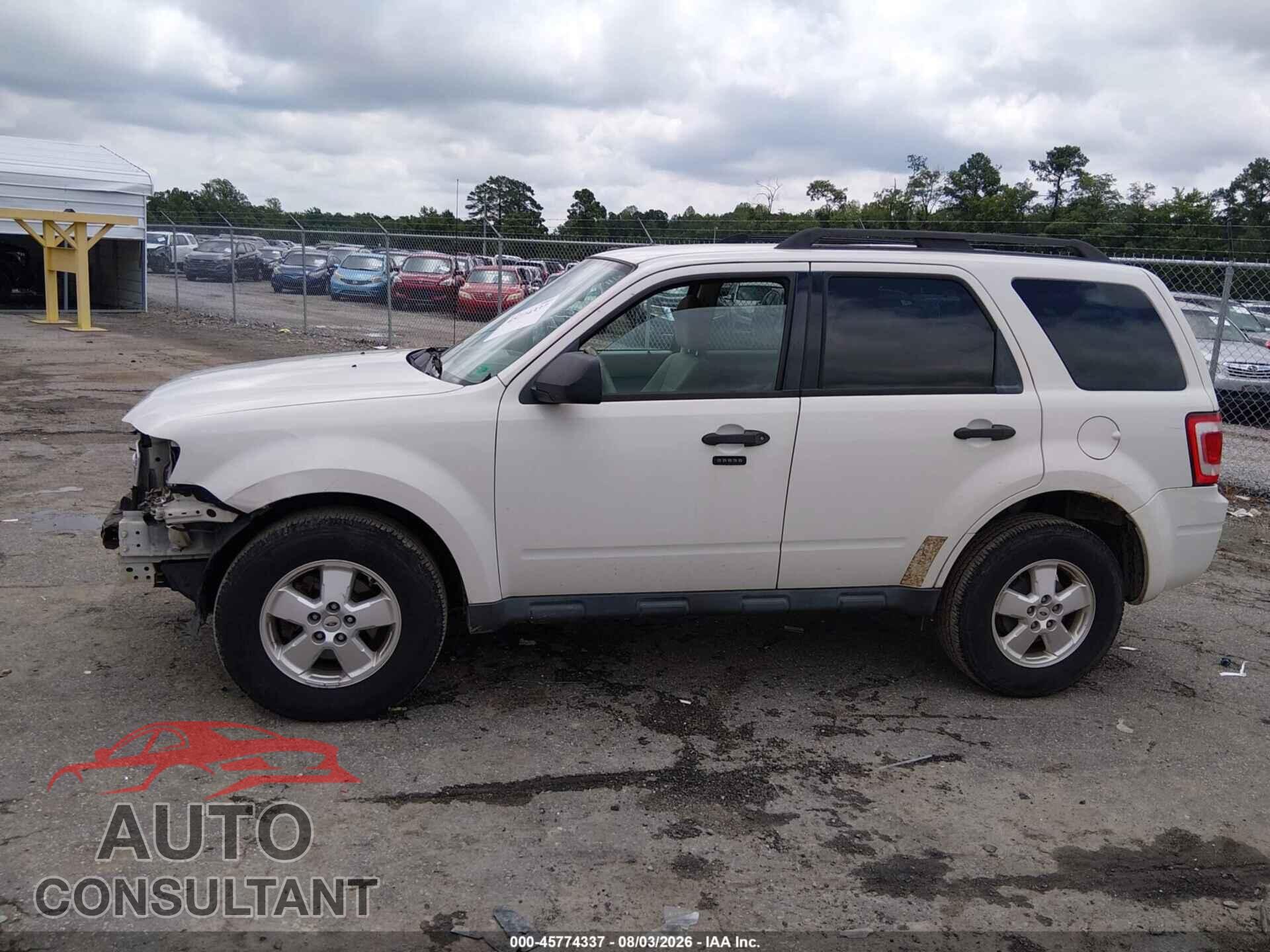 FORD ESCAPE 2011 - 1FMCU9DG8BKB52236