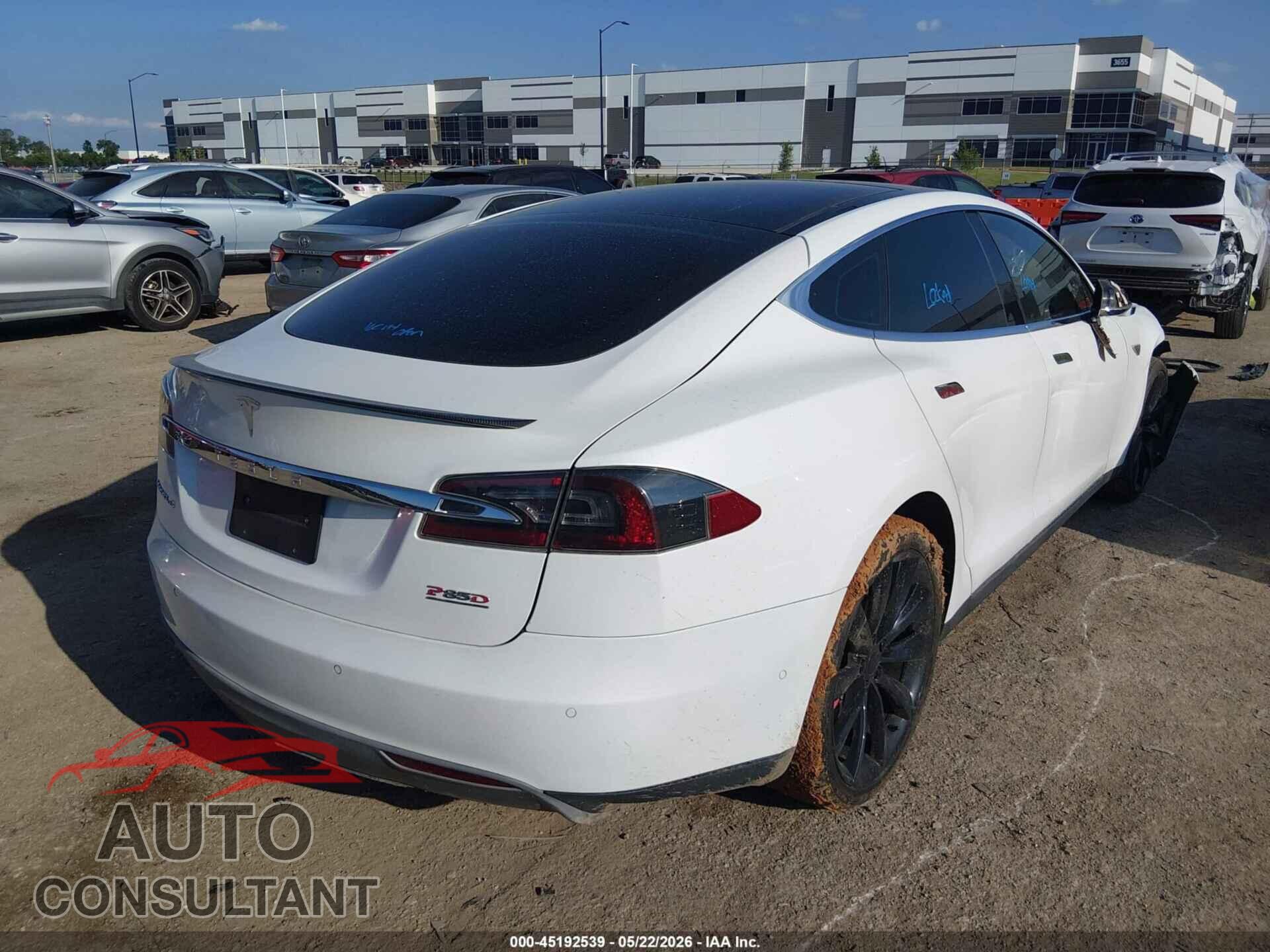 TESLA MODEL S 2014 - 5YJSA1H25EFP67403