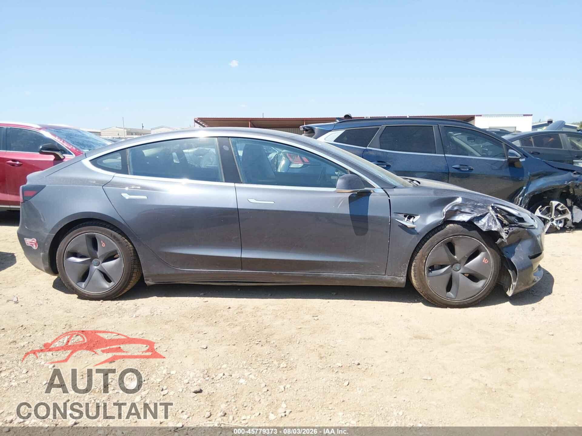 TESLA MODEL 3 2018 - 5YJ3E1EA9JF033992