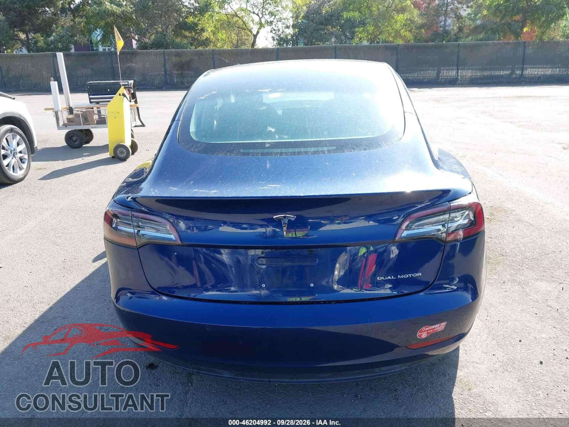 TESLA MODELO 3 2018 - 5YJ3E1EB4JF063748