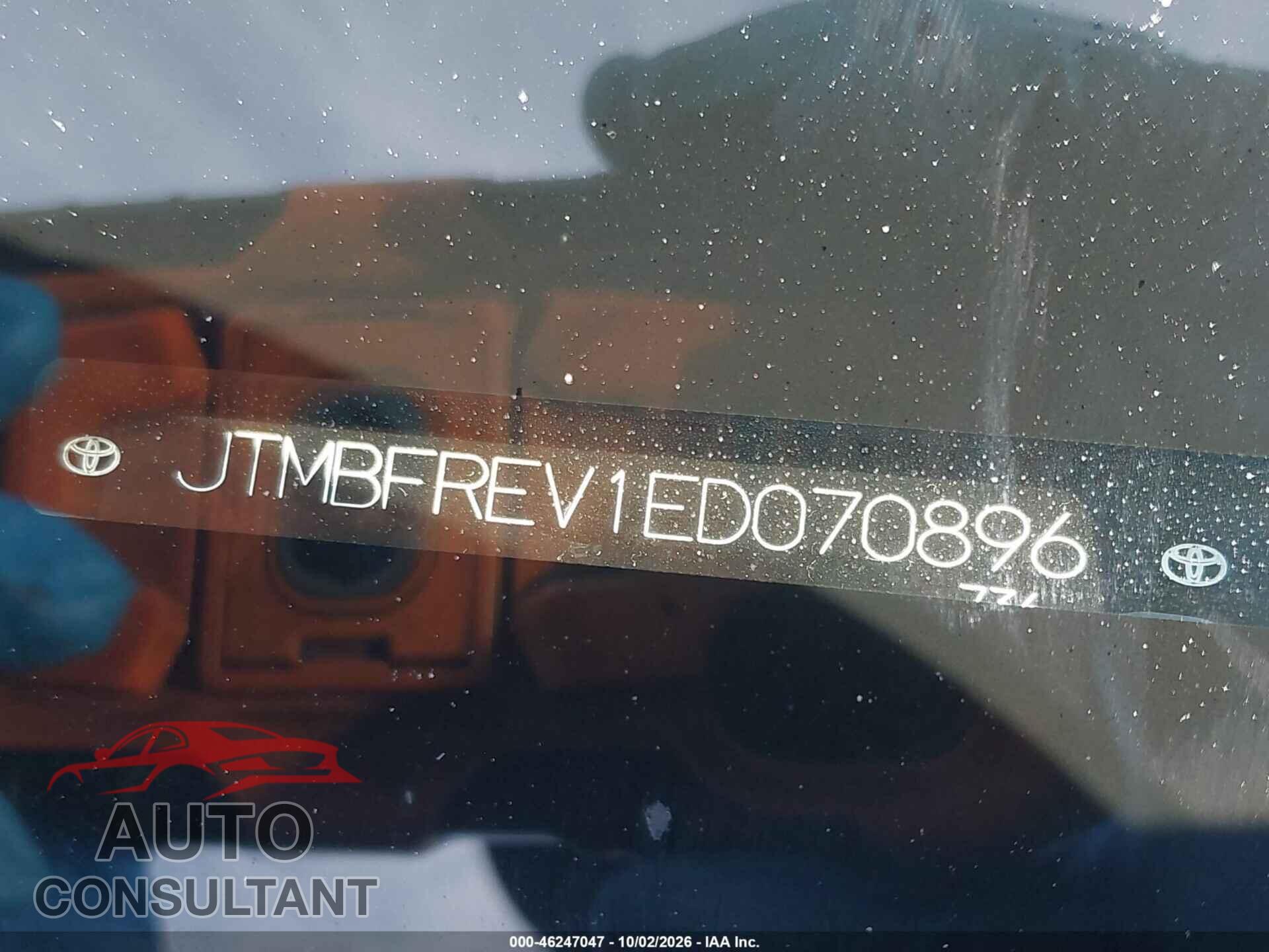 TOYOTA RAV4 2014 - JTMBFREV1ED070896
