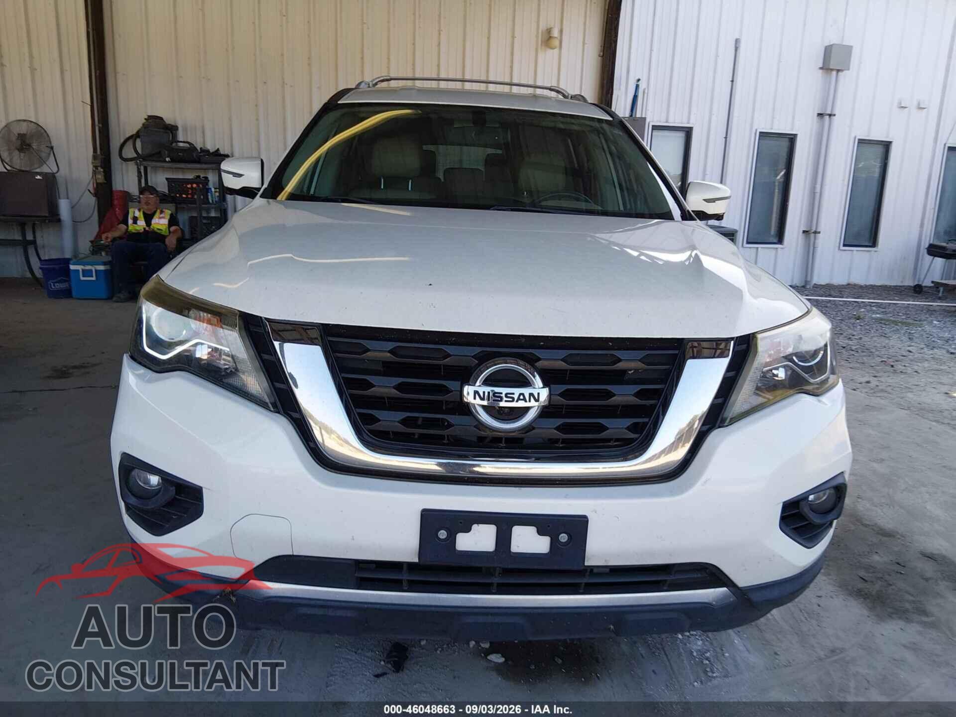 NISSAN PATHFINDER 2017 - 5N1DR2MN3HC643084